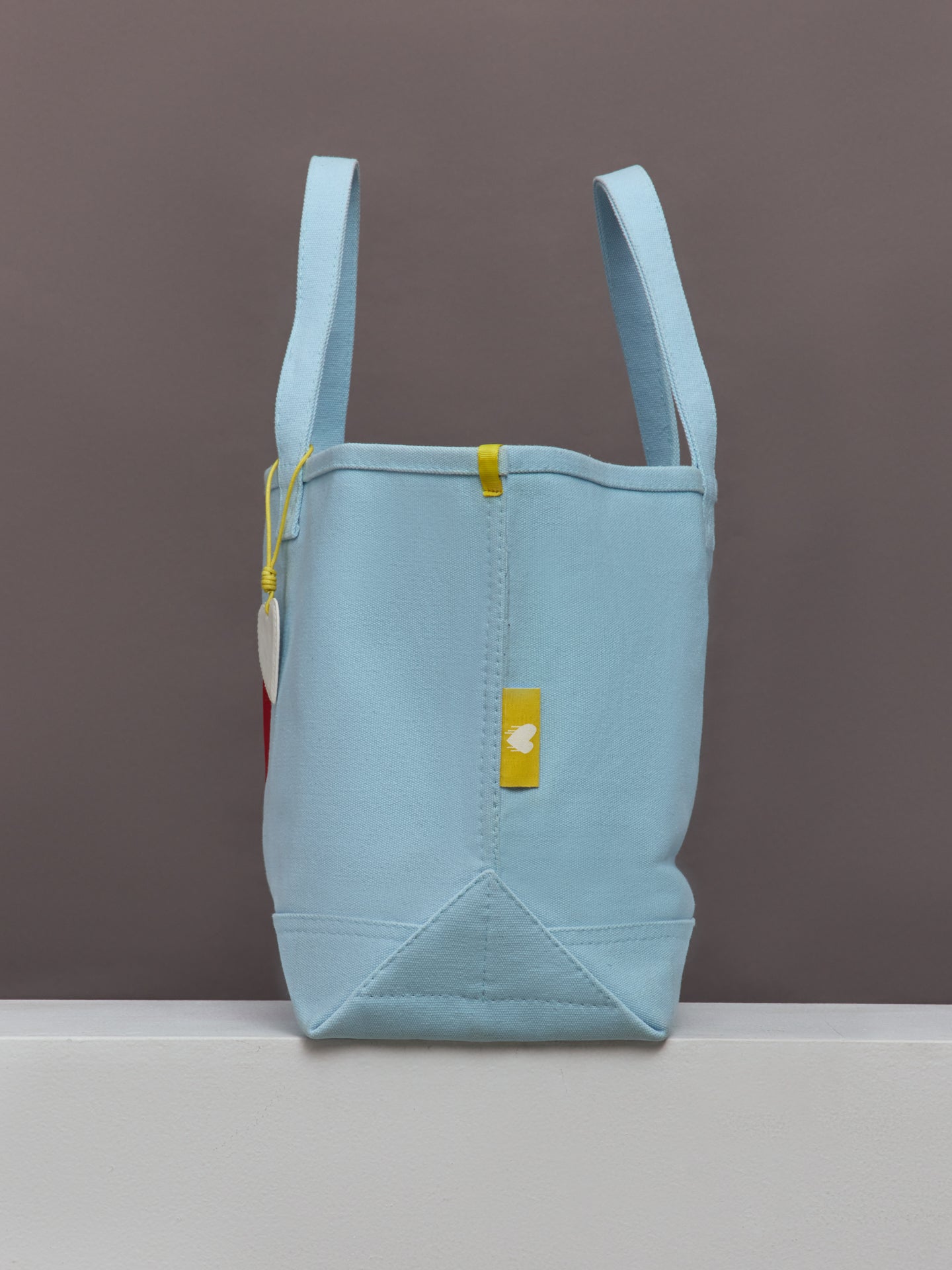 Carbon38 | Heart Tote - Blue/Red