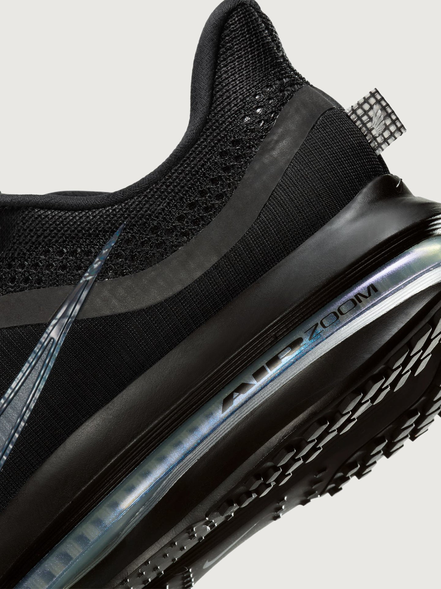 Carbon38 | W NIKE PEGASUS PREMIUM - Black/Black-Metallic Silver