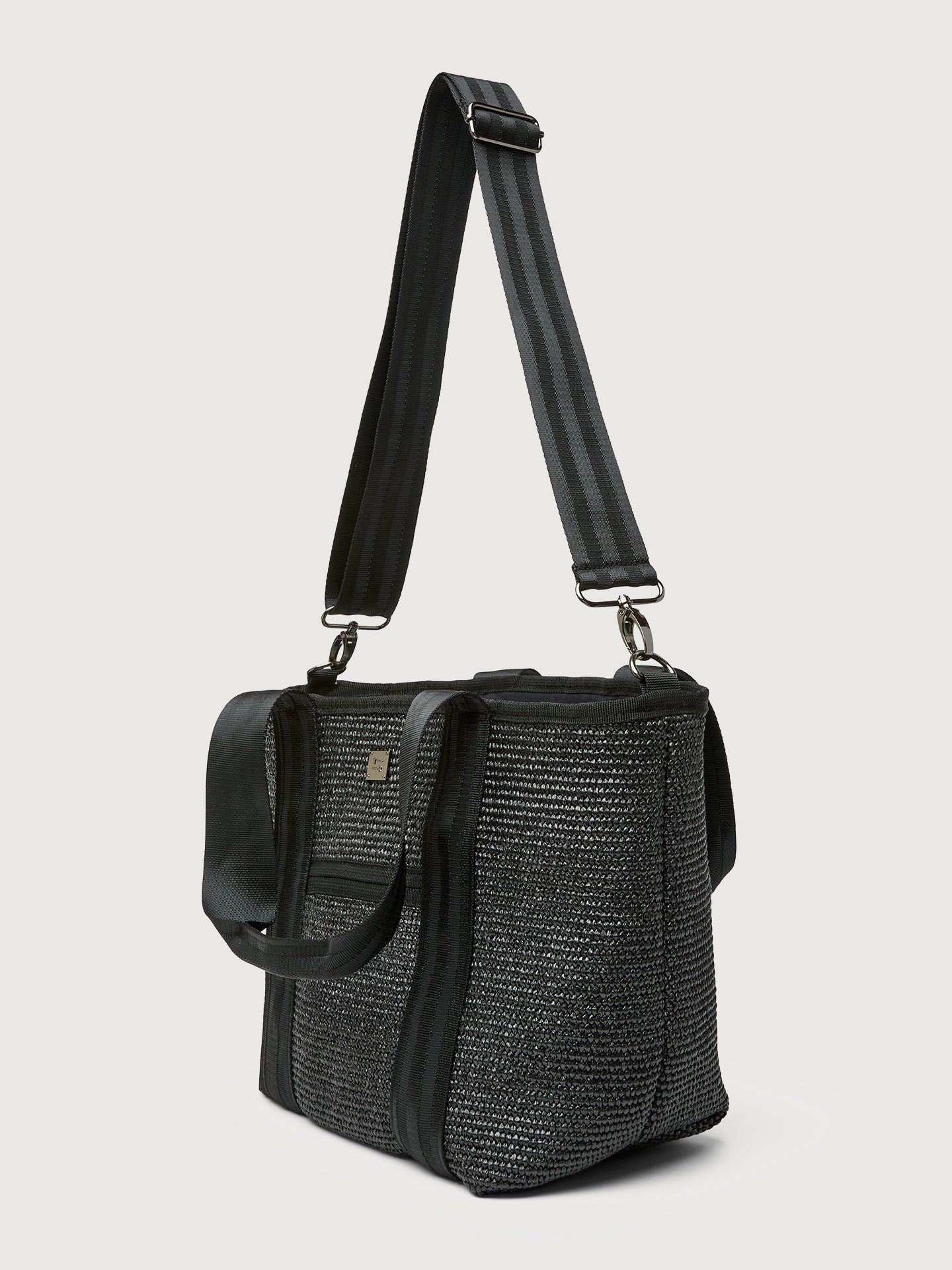 Carbon38 | Capri Tote - Black Raffia