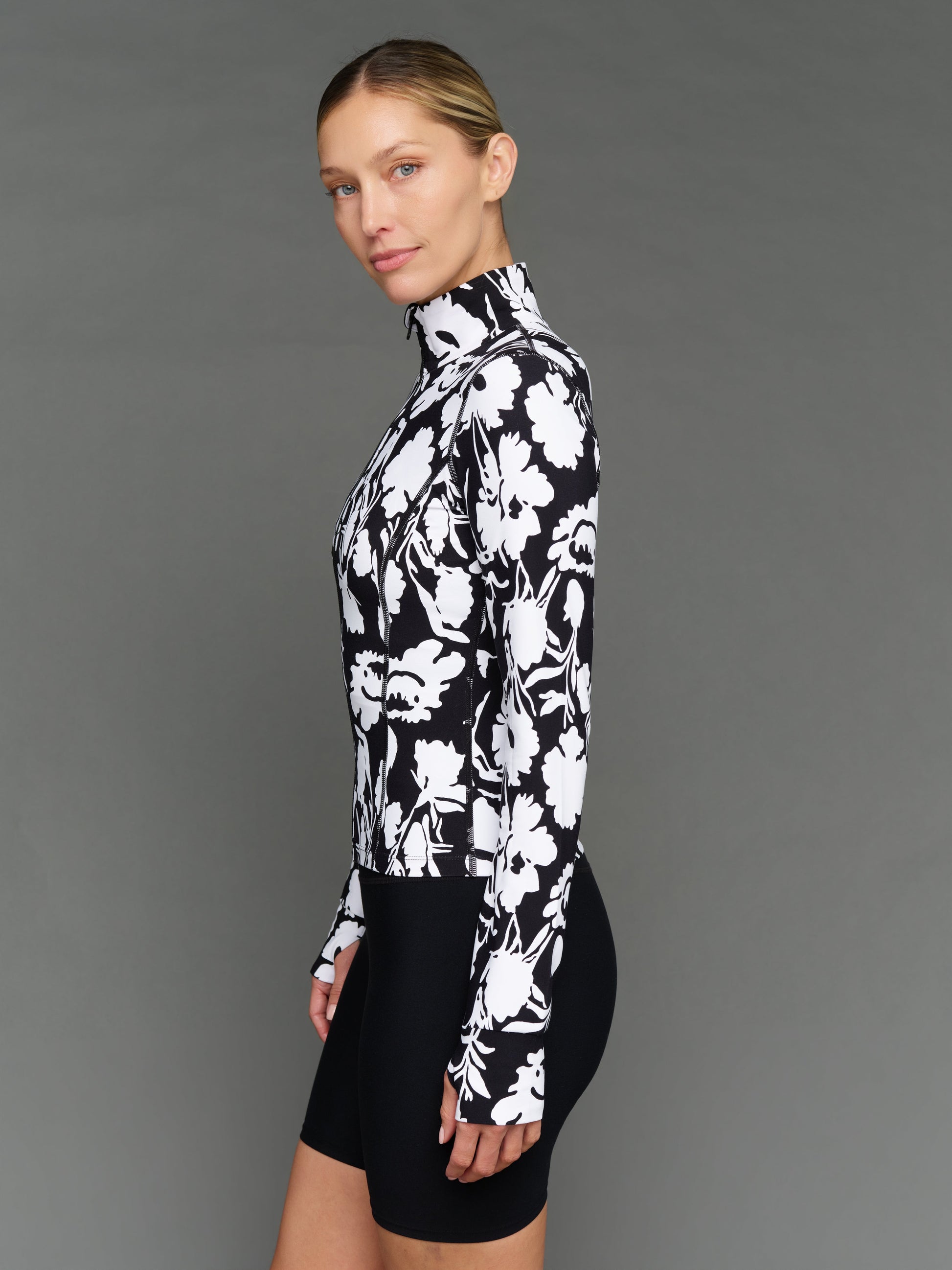 Carbon38 | Floral Full Zip Active Jacket in Melt - Floral Print
