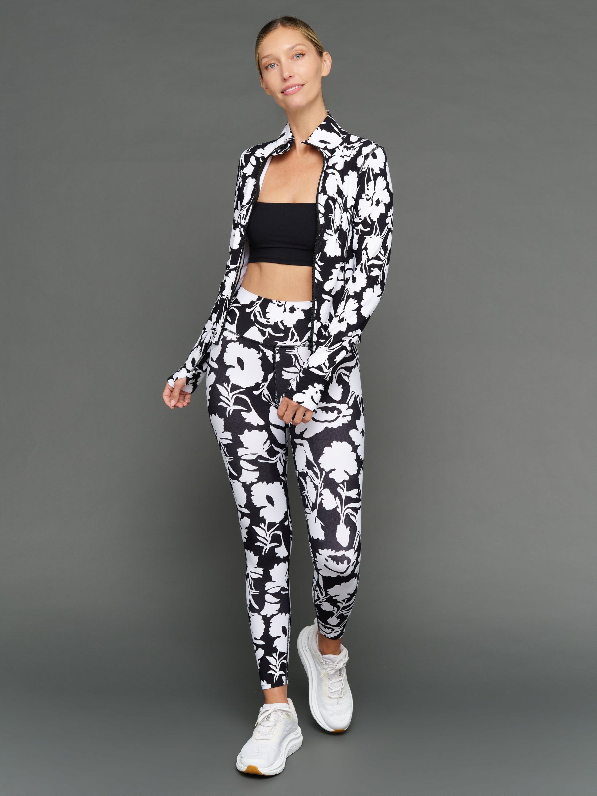 Carbon38 | Floral Full Zip Active Jacket in Melt - Floral Print