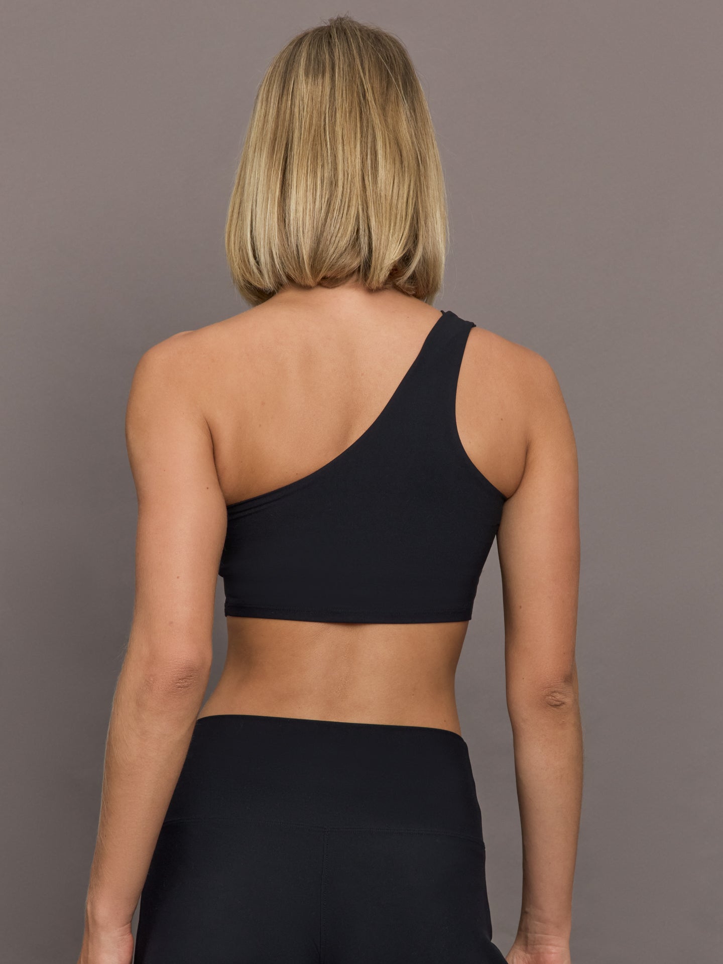 Carbon38 | One Shoulder Bra in Melt - Black