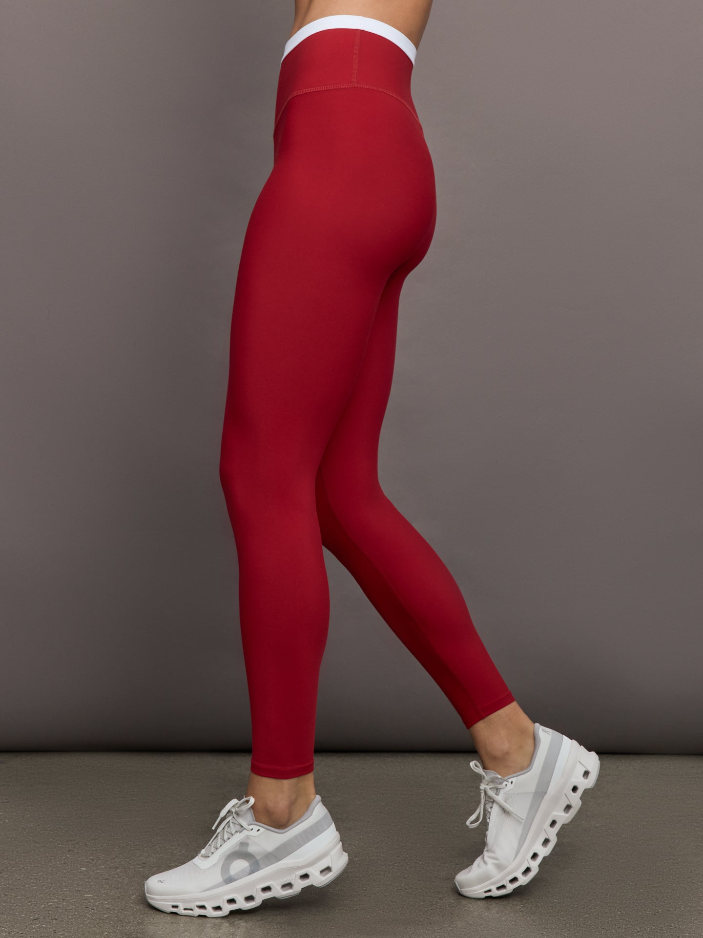 Carbon38 | Contrast Waistband Legging in Melt - Cherry Red/White