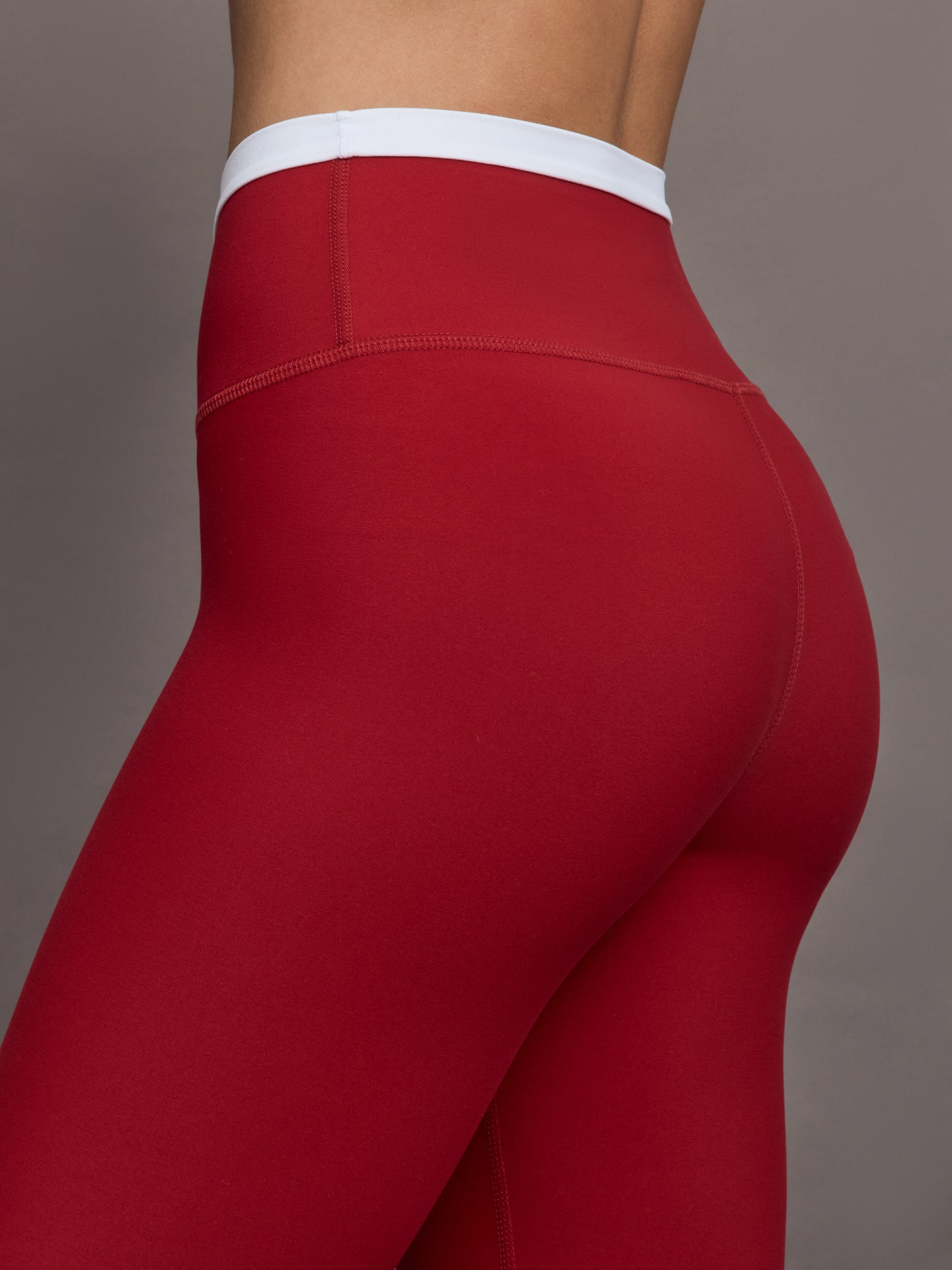 Carbon38 | Contrast Waistband Legging in Melt - Cherry Red/White