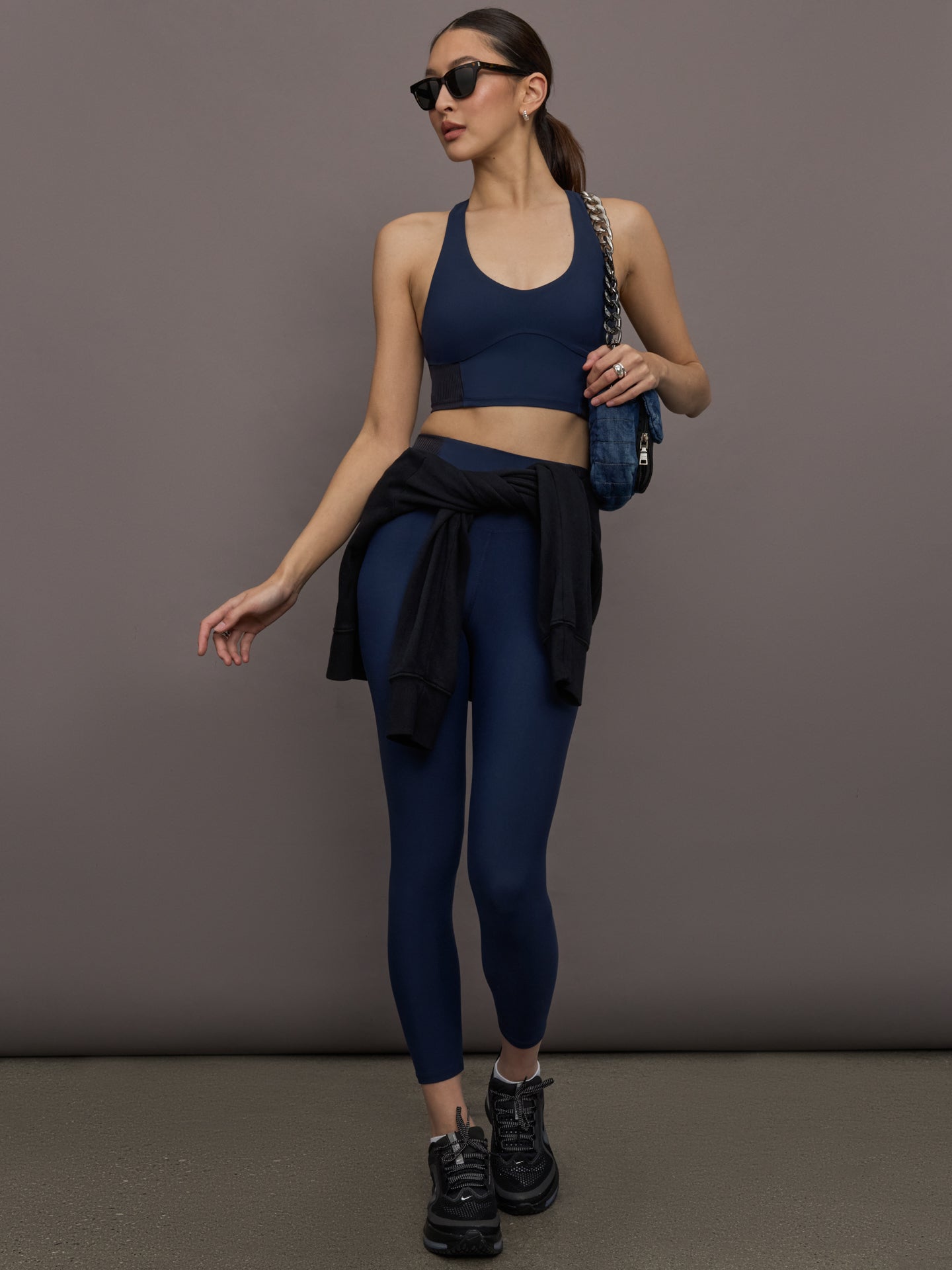 Carbon38 | Seamed Bra in Melt - Navy/Black