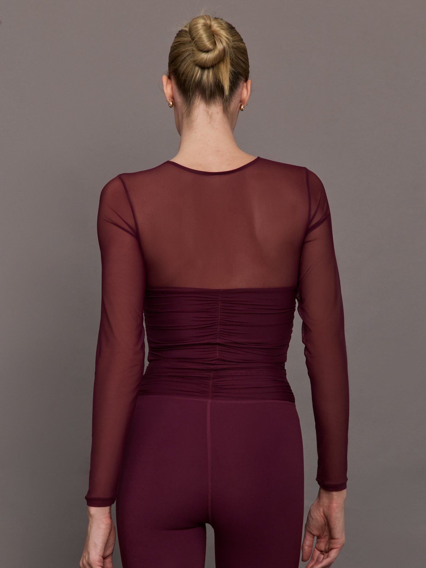 Carbon38 | Ruched Mesh Long Sleeve Top in Melt - Fig