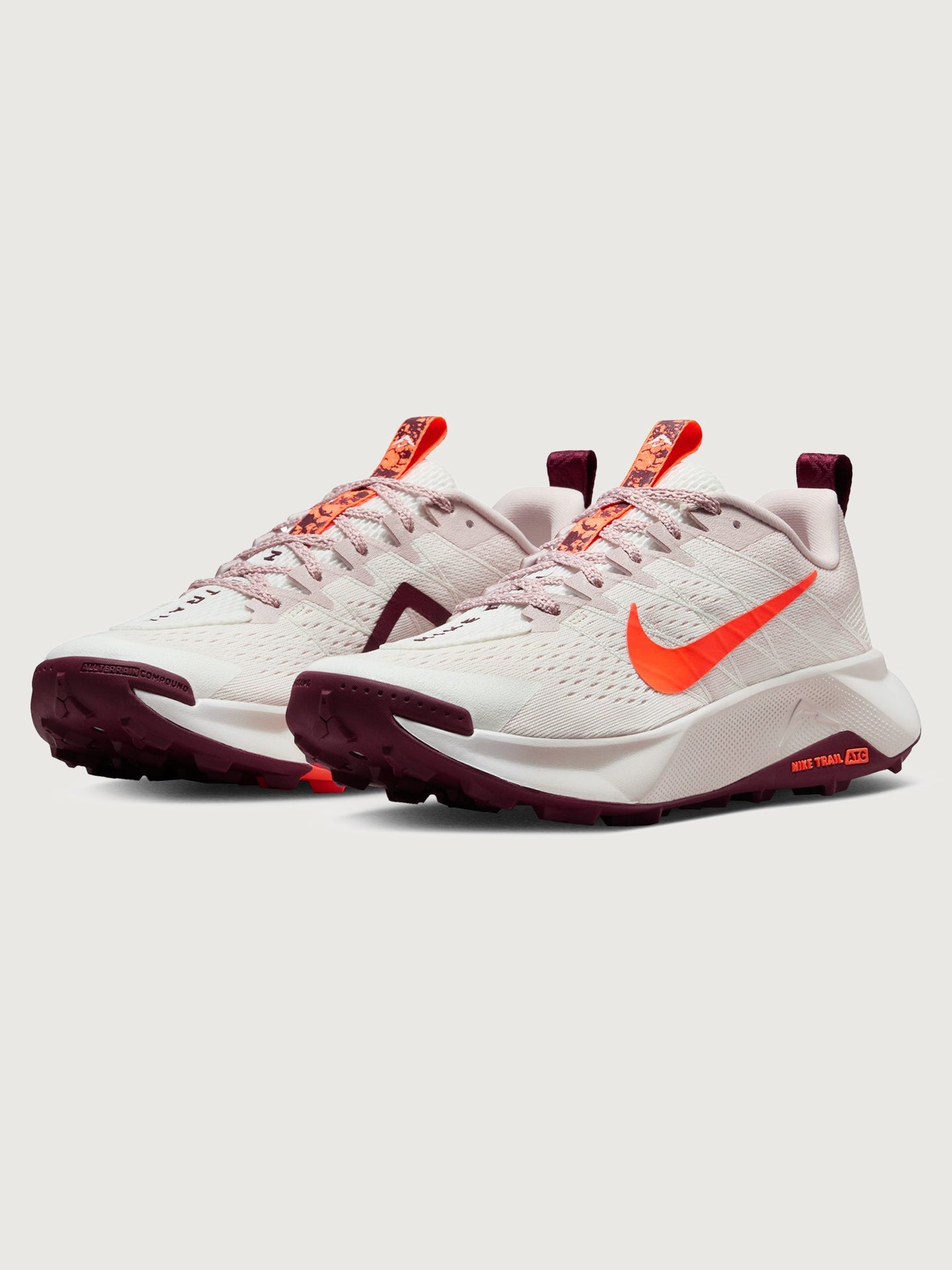 Carbon38 | Nike Wildhorse 10 - Sail/Hyper Crimson-Silt Red