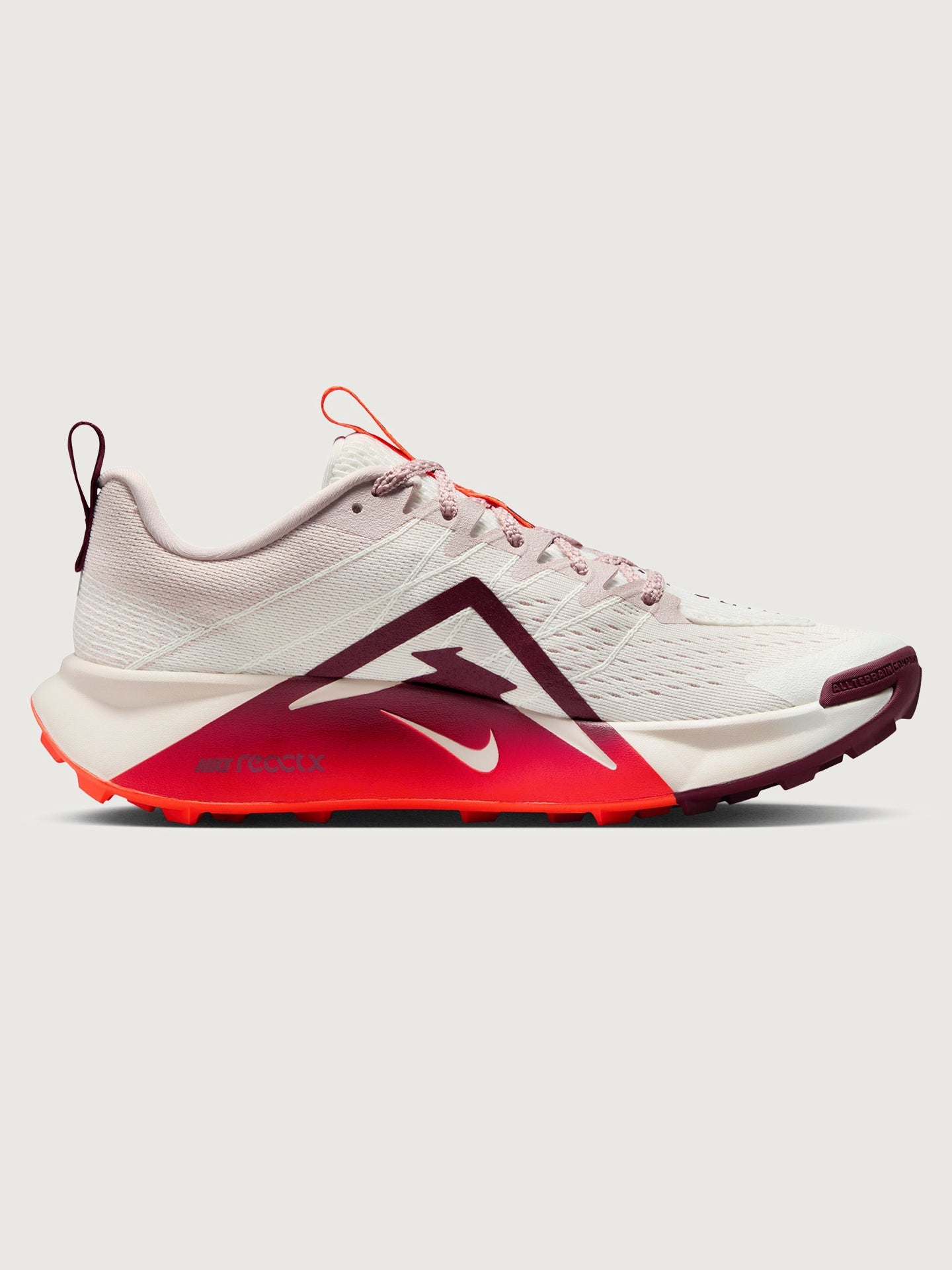 Carbon38 | Nike Wildhorse 10 - Sail/Hyper Crimson-Silt Red