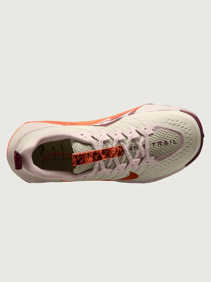 Carbon38 | Nike Wildhorse 10 - Sail/Hyper Crimson-Silt Red