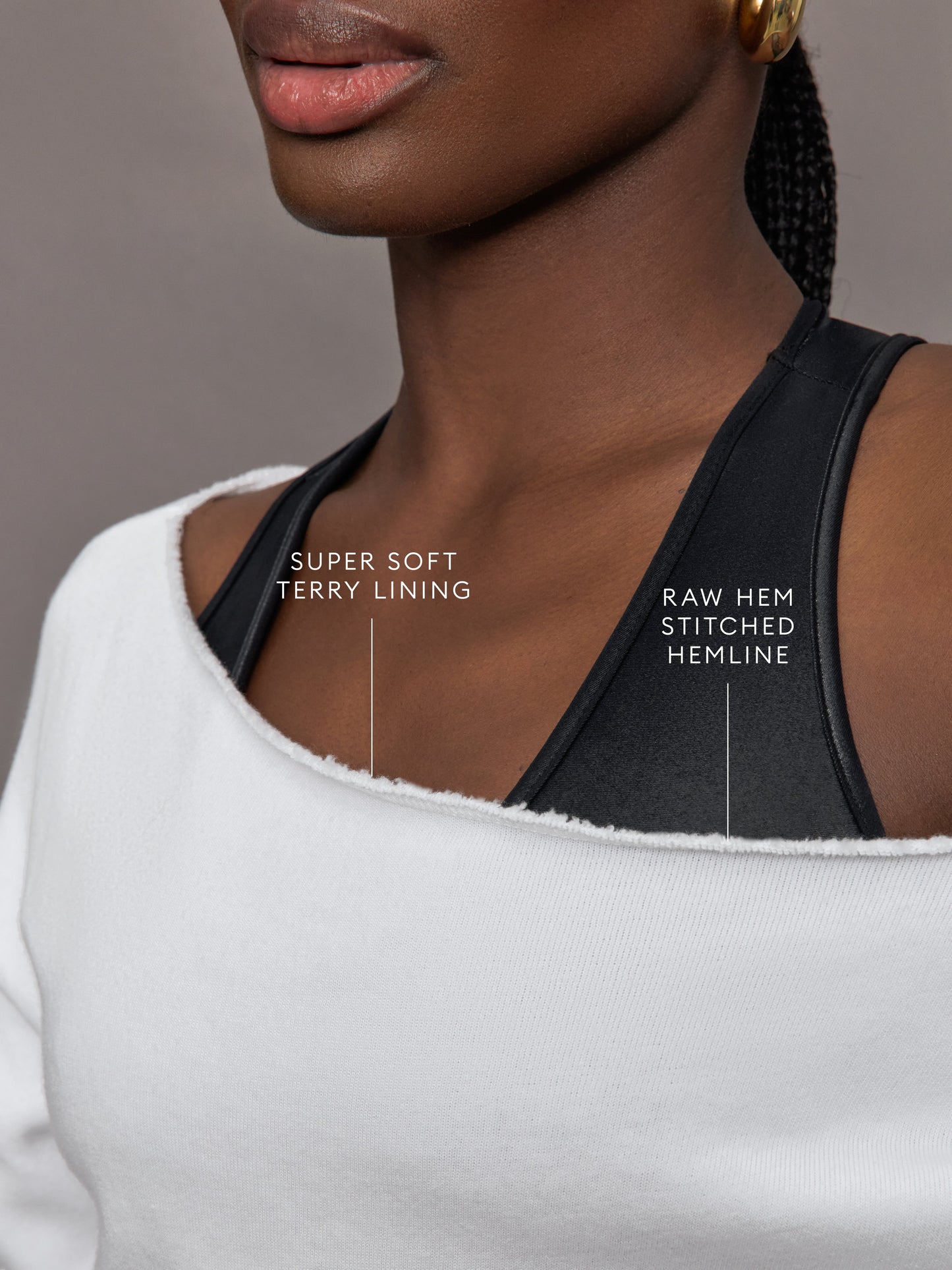 Carbon38 | Off Shoulder Sweatshirt in French Terry - White