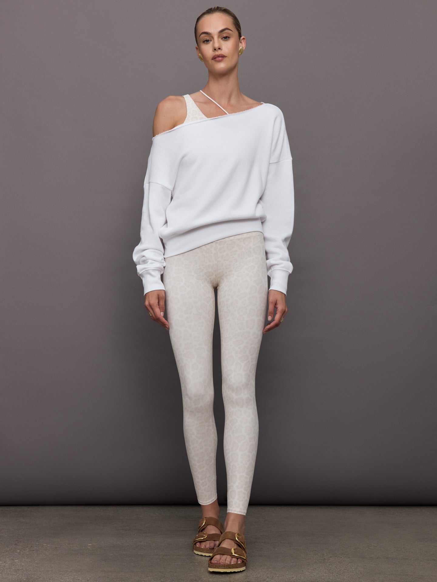 Carbon38 | Off Shoulder Sweatshirt in French Terry - White