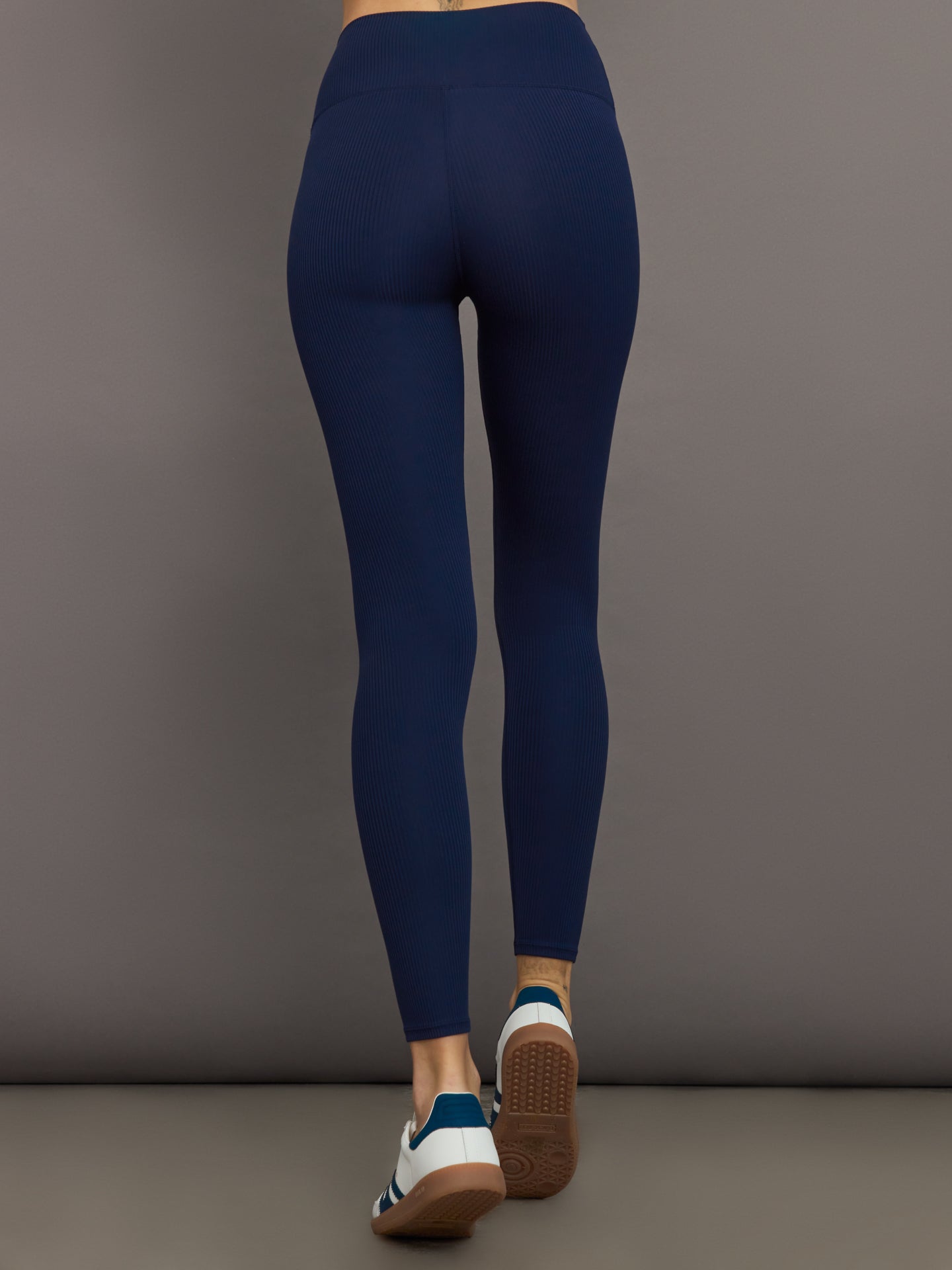 Carbon38 | High Rise Legging in Ribbed Melt - True Navy