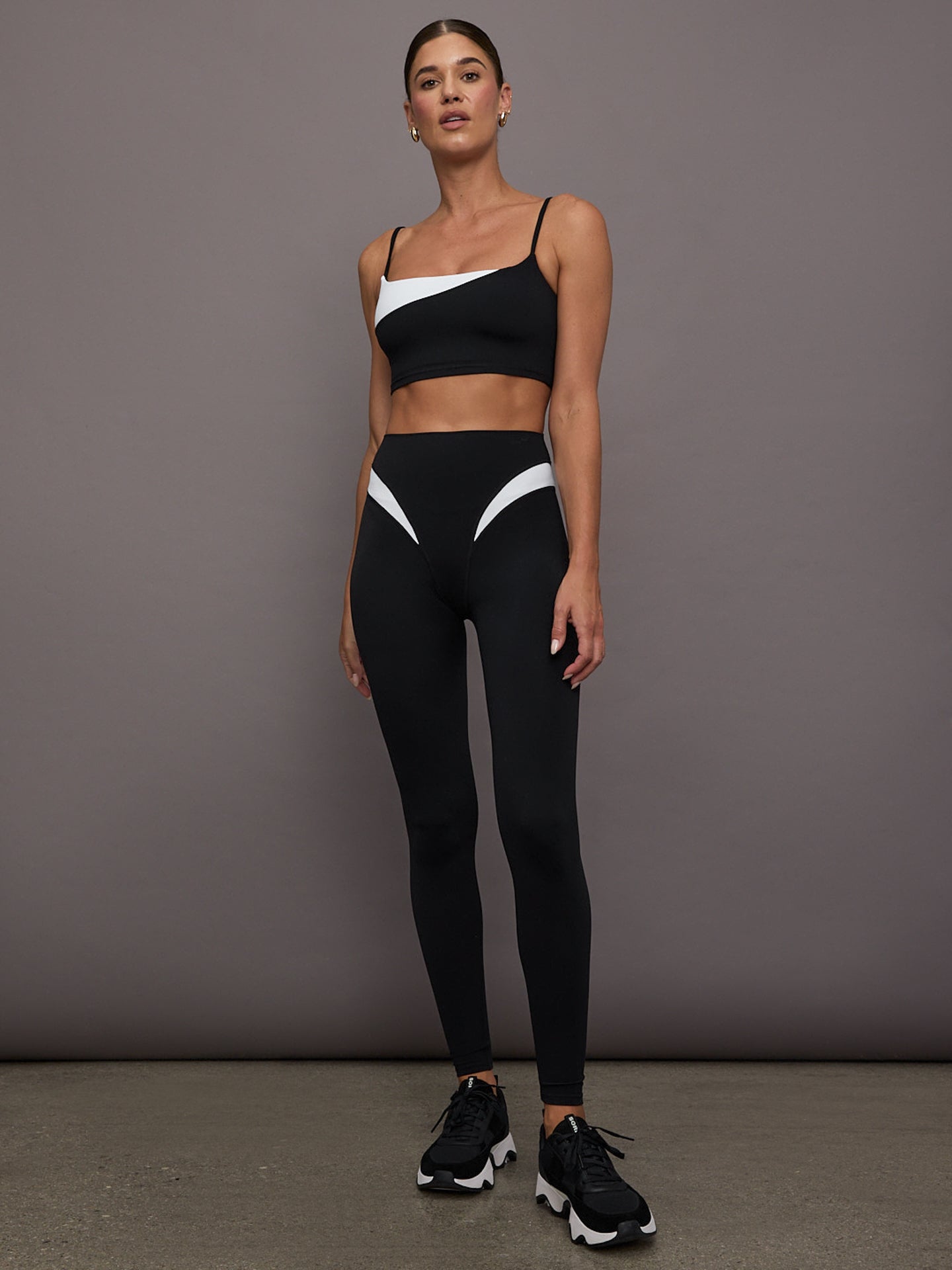 Carbon38 | Spliced Colorblock Bra in Melt - Black/White