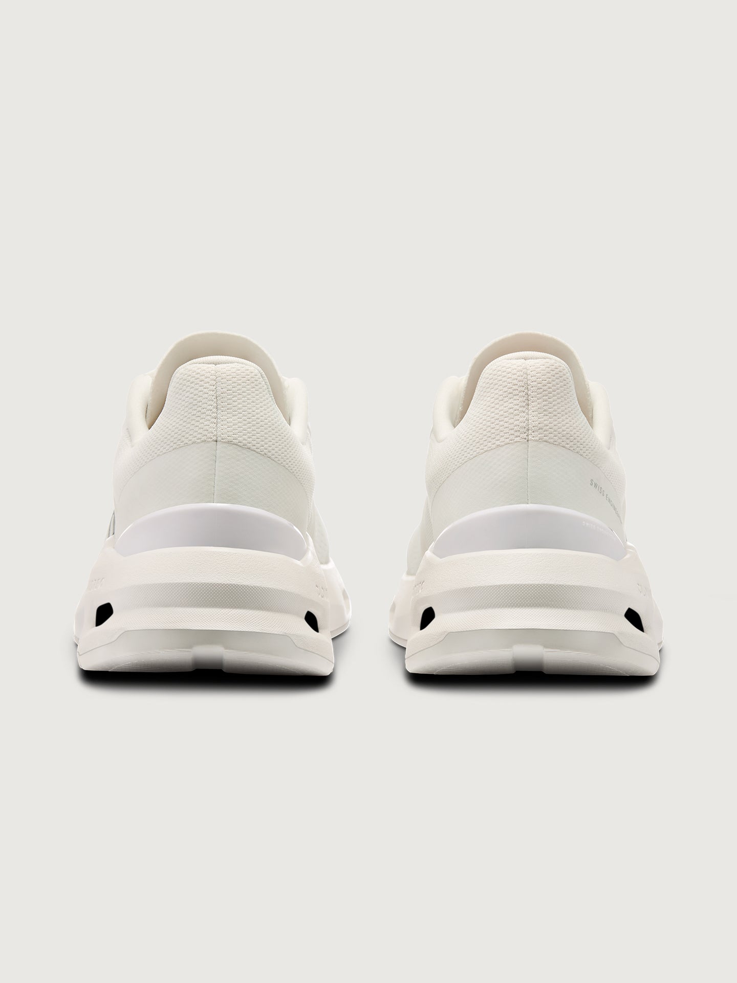 Carbon38 | Cloudpulse - White | Frost