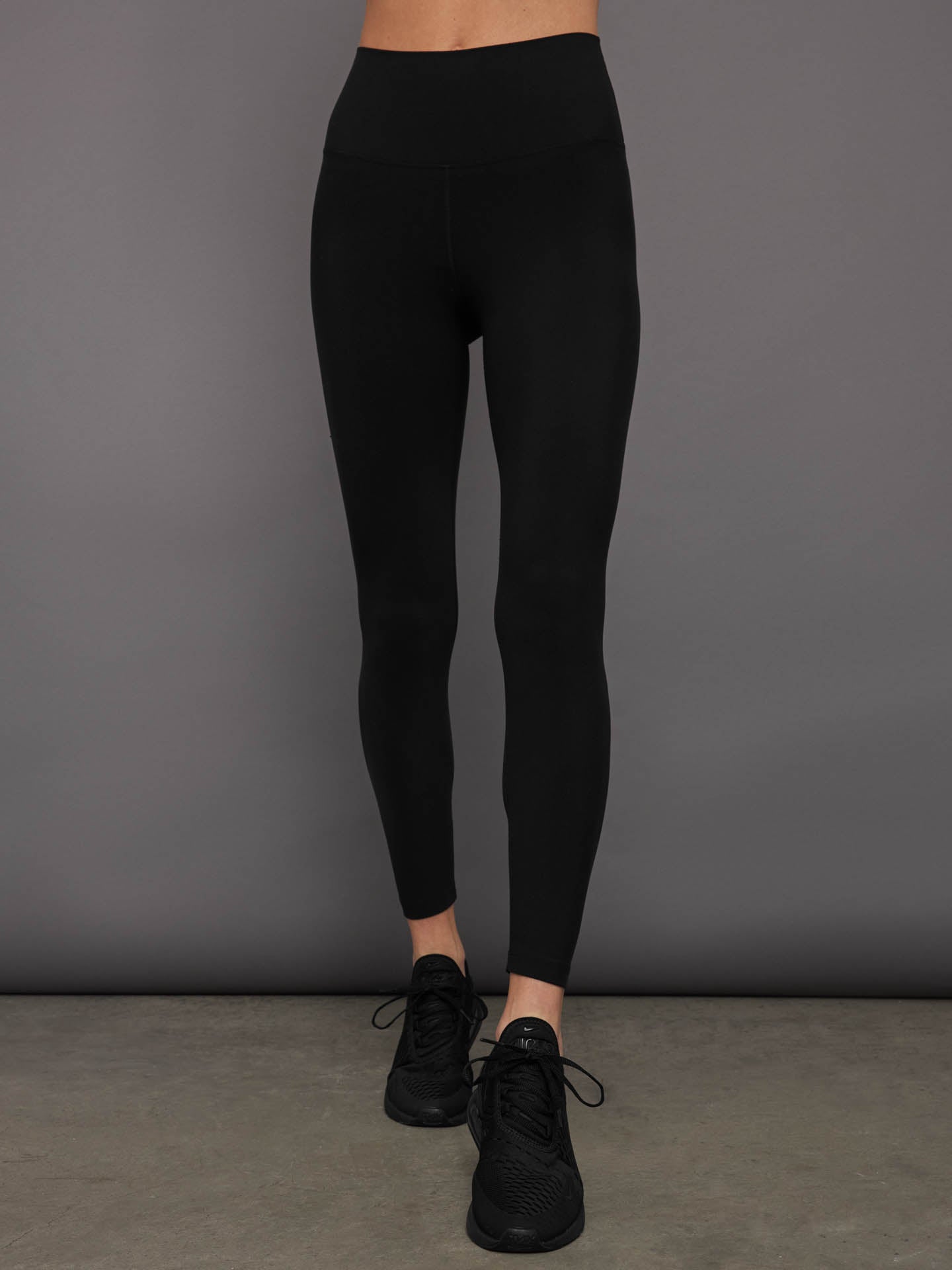 Carbon38 | High Rise Legging in Melt - Black