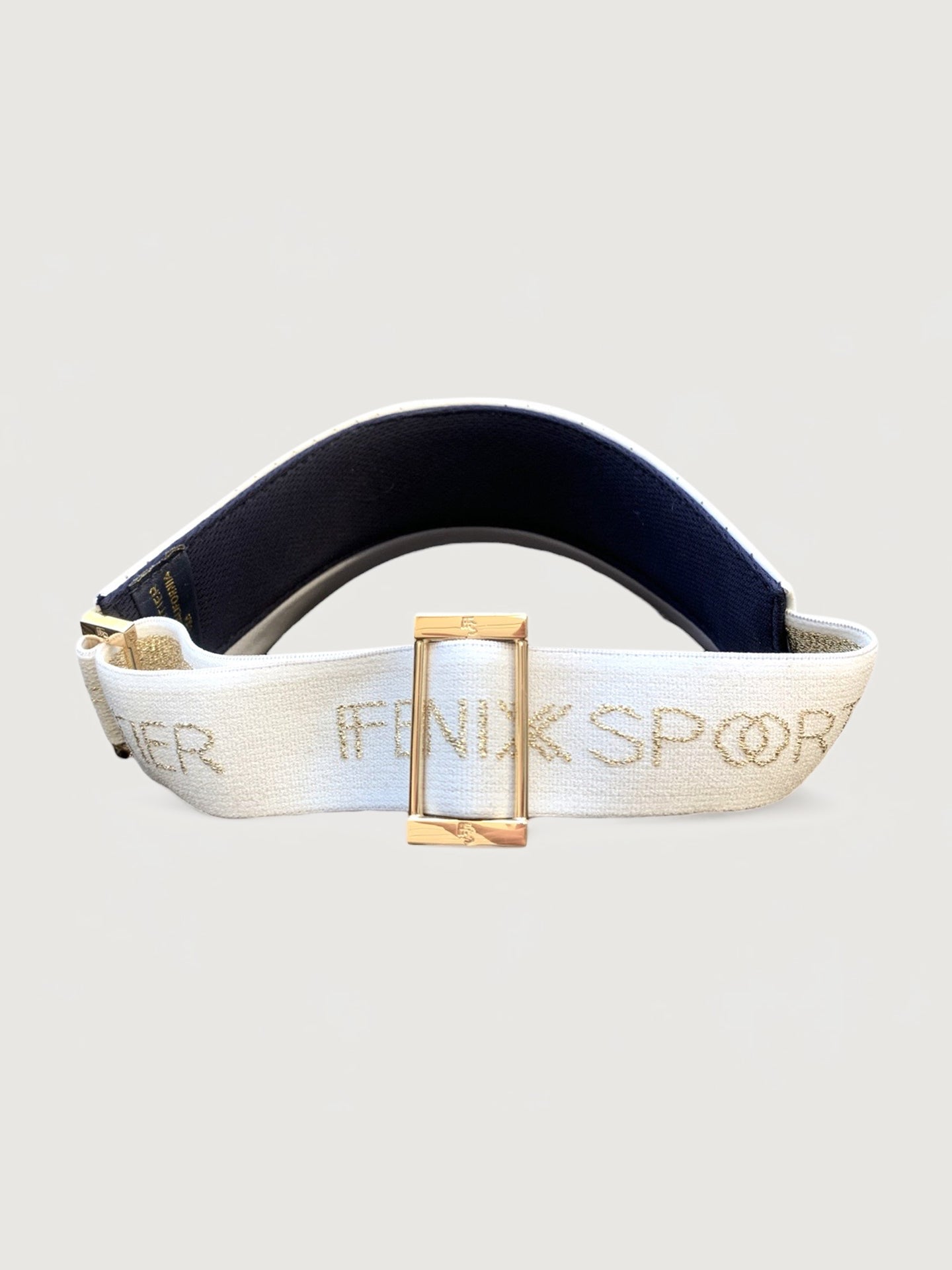 Carbon38 | The Visor - White