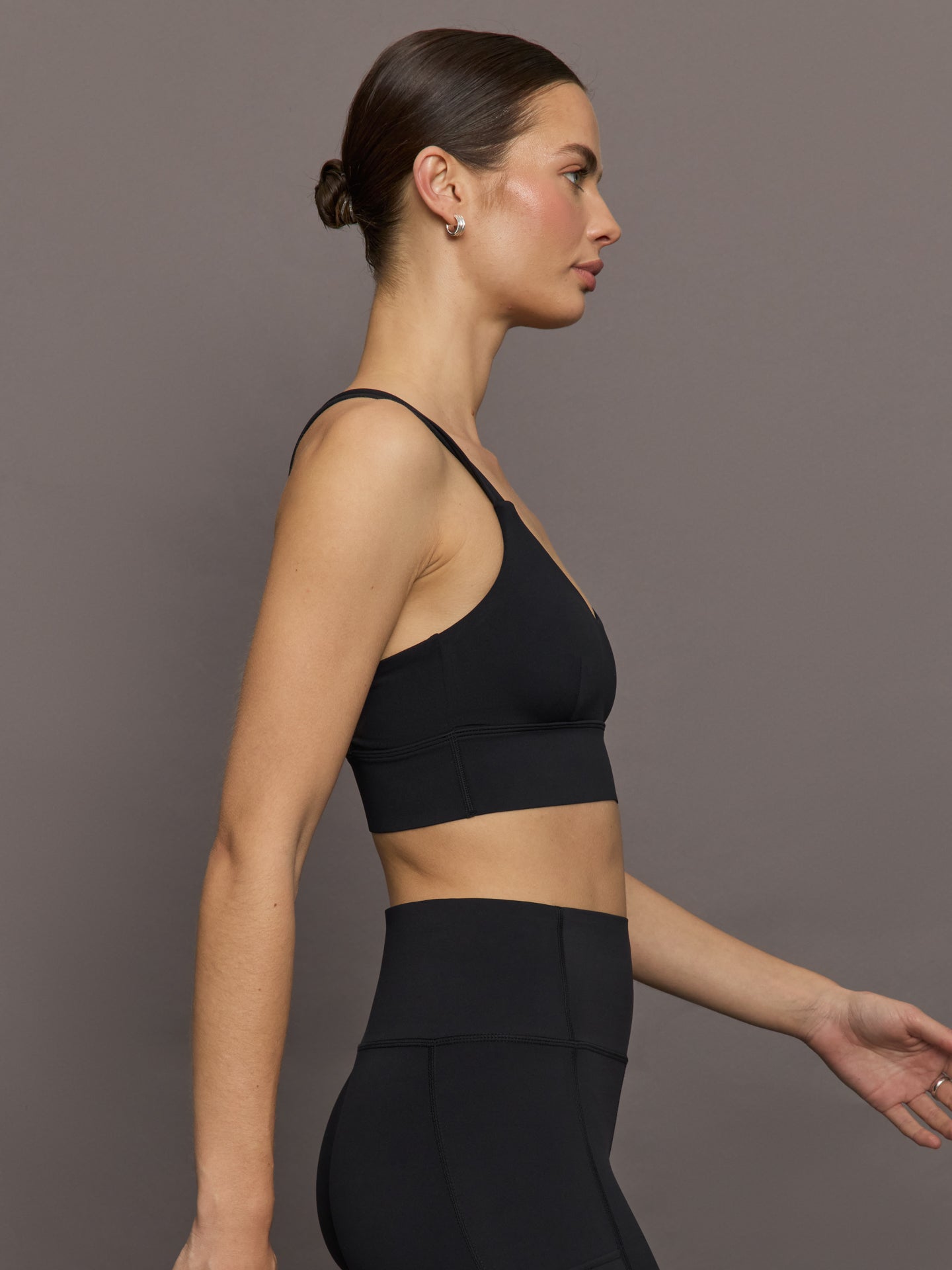 Carbon38 | Multi Strap Active Bra in Diamond Compression - Black