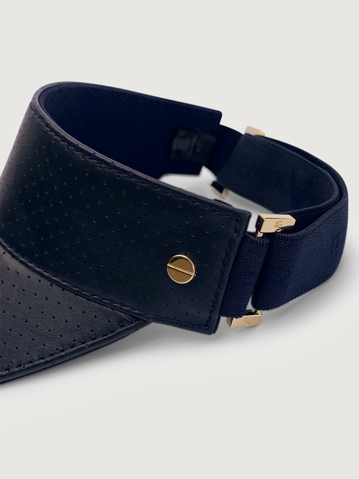 Carbon38 | The Visor - Navy