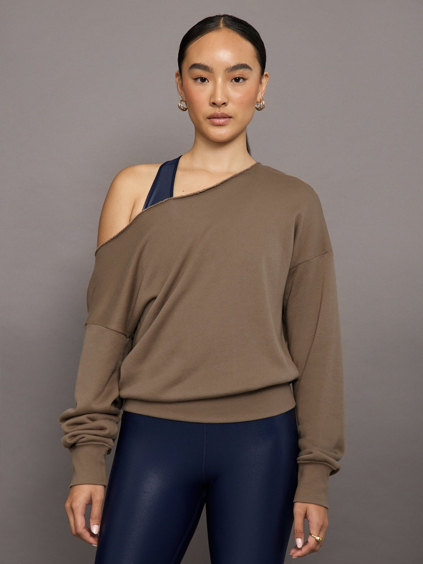 Carbon38 | Off Shoulder Sweatshirt in French Terry - Caribou
