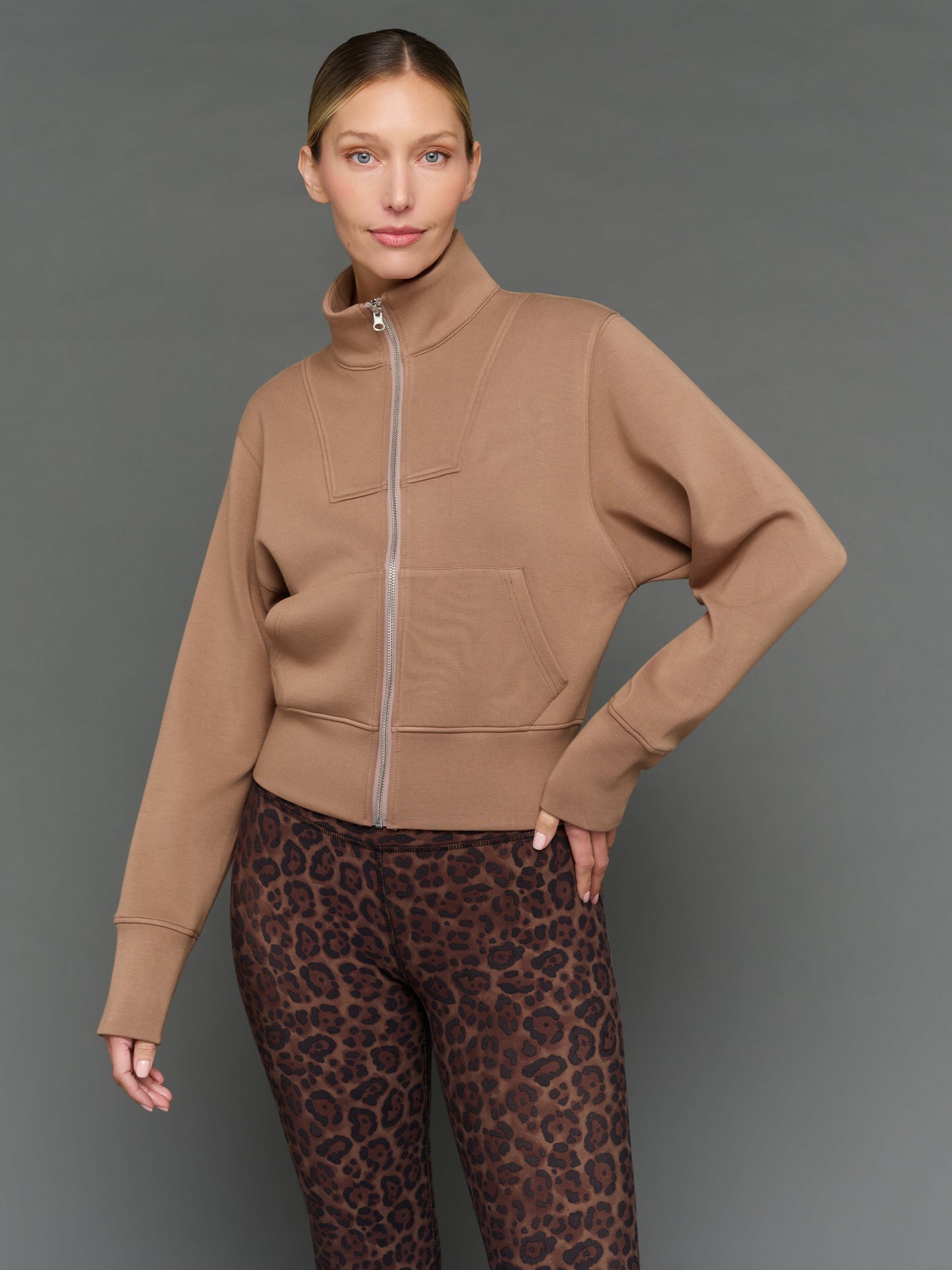 Carbon38 | Full Zip Jacket in Interlock - Caribou
