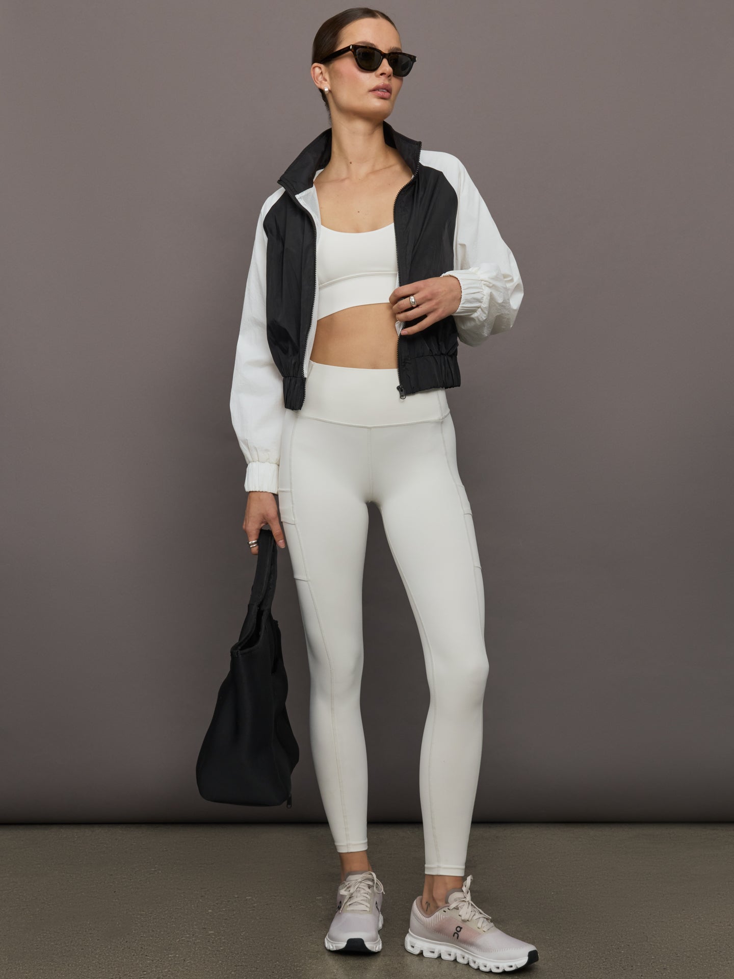 Carbon38 | Multi Strap Active Bra in Diamond Compression - Cloud Dancer