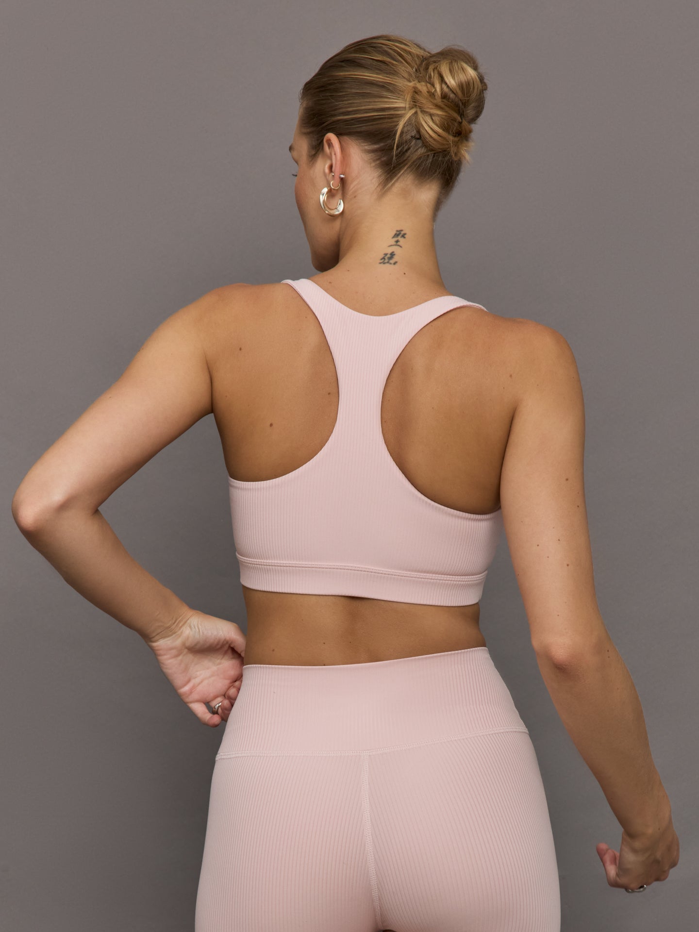 Carbon38 | Racerback Bra in Ribbed Melt - Lotus