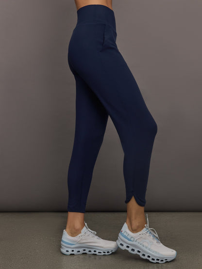 Carbon38 | Jogger in Melt - Navy Blazer