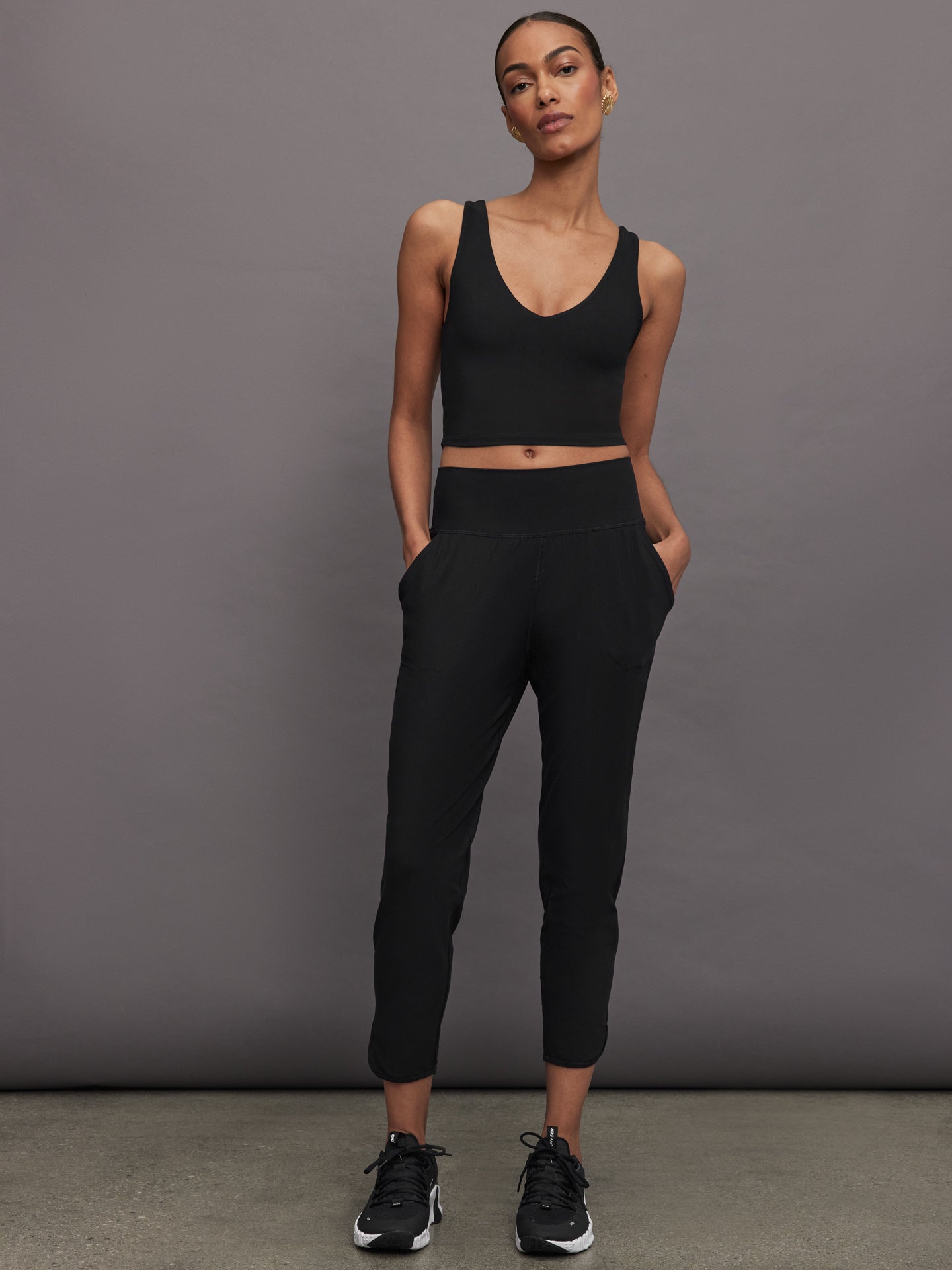 Carbon38 | Jogger in Melt - Black