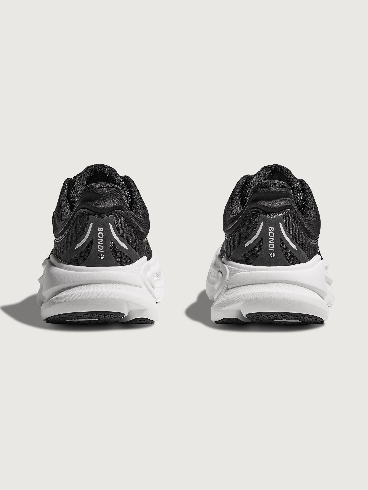 Carbon38 | Bondi 9 - Black/White