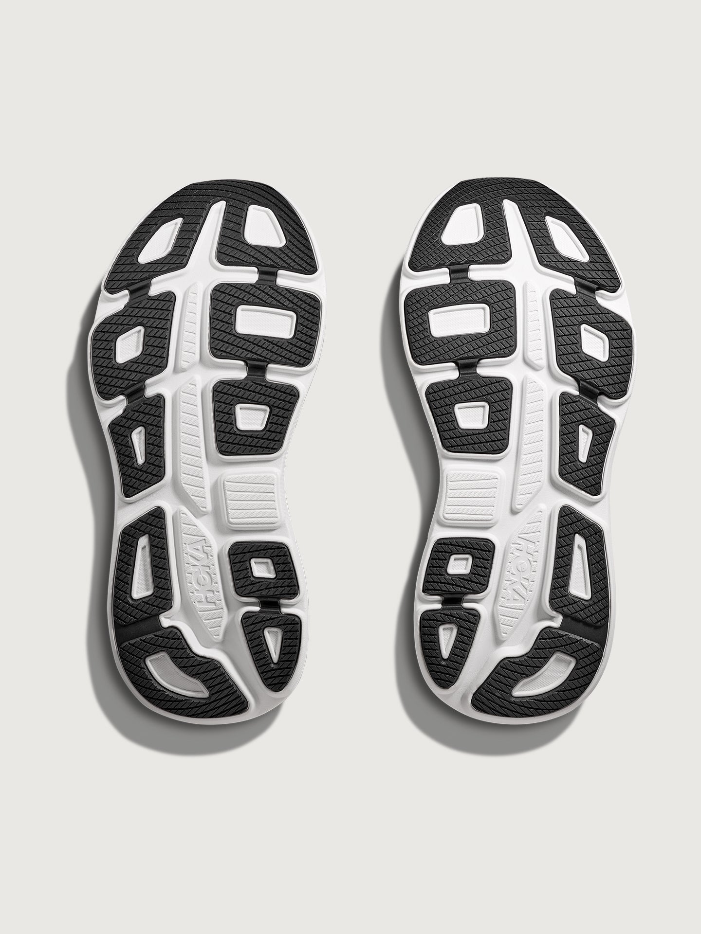 Carbon38 | Bondi 9 - Black/White