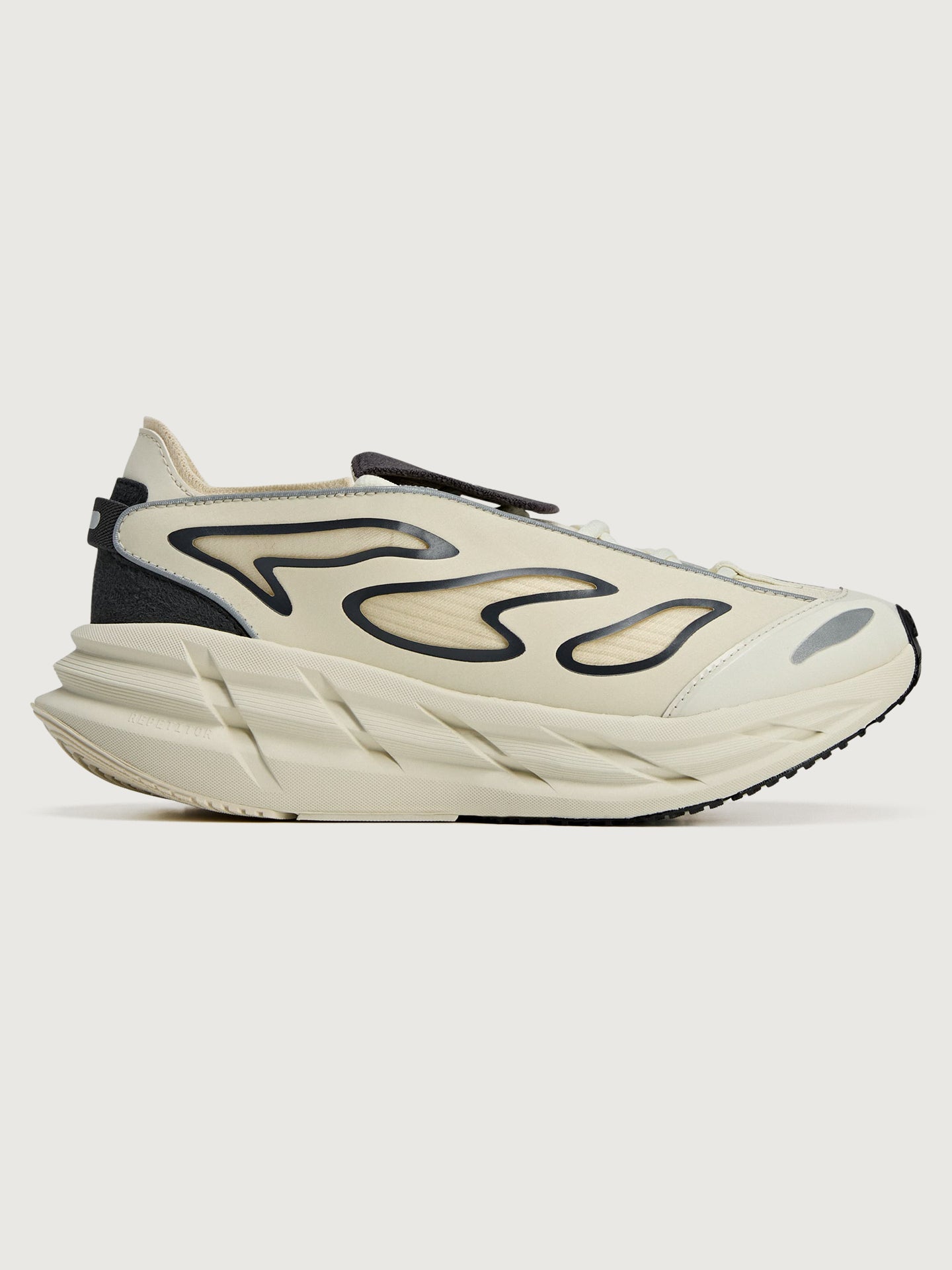 Carbon38 | aSMC ADISTAR - Almond Milk-Smc/Almond Milk-Smc/Utility Black