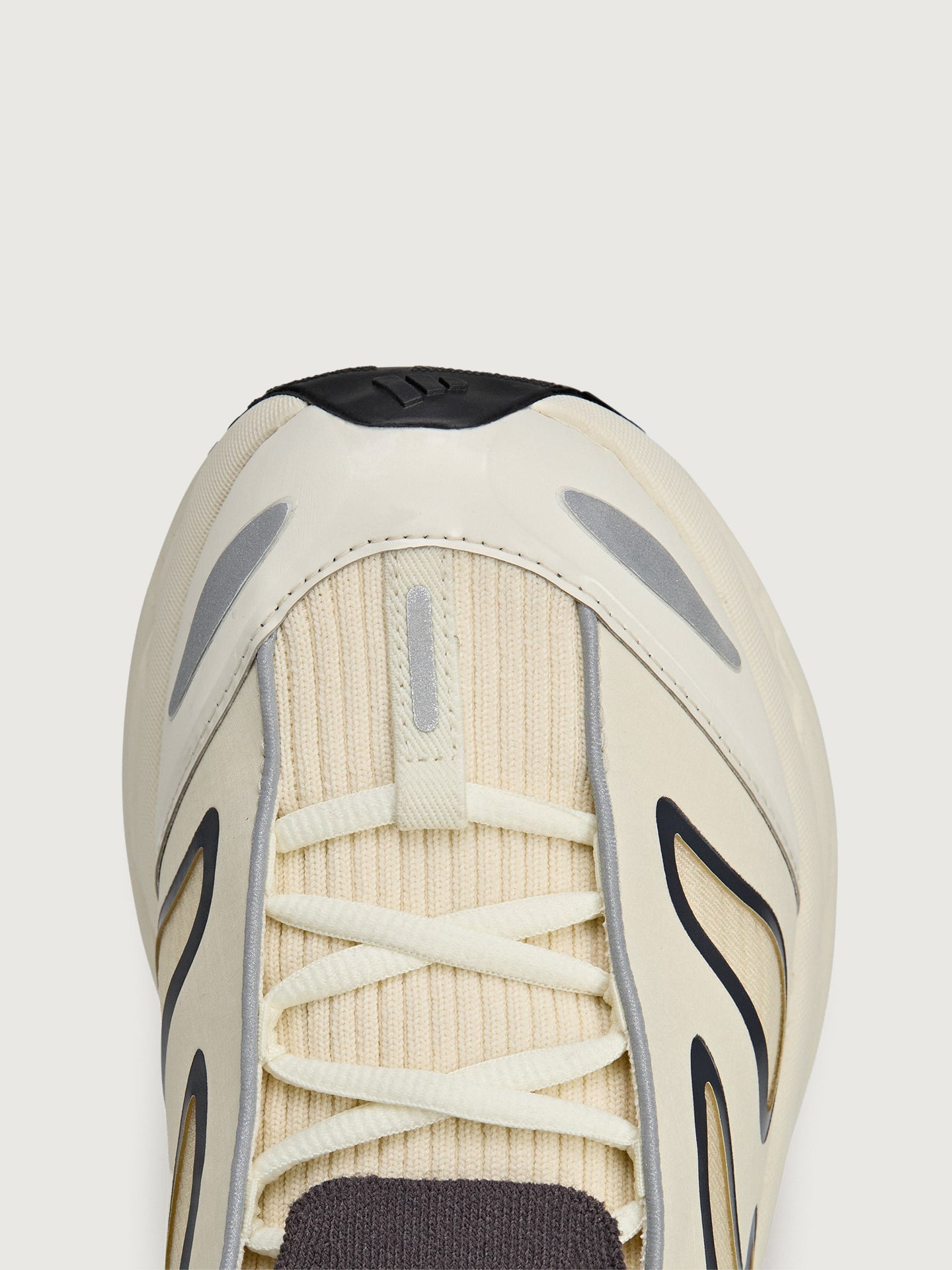 Carbon38 | aSMC ADISTAR - Almond Milk-Smc/Almond Milk-Smc/Utility Black