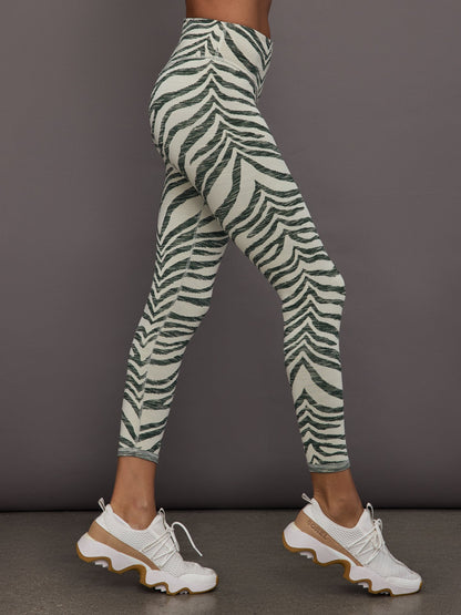 Carbon38 | Reversible 25in High Midi Pant - Green