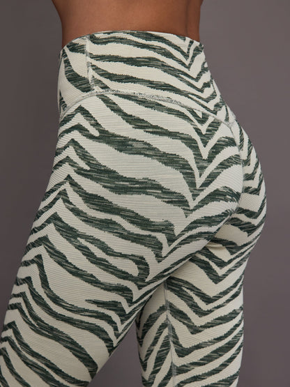 Carbon38 | Reversible 25in High Midi Pant - Green