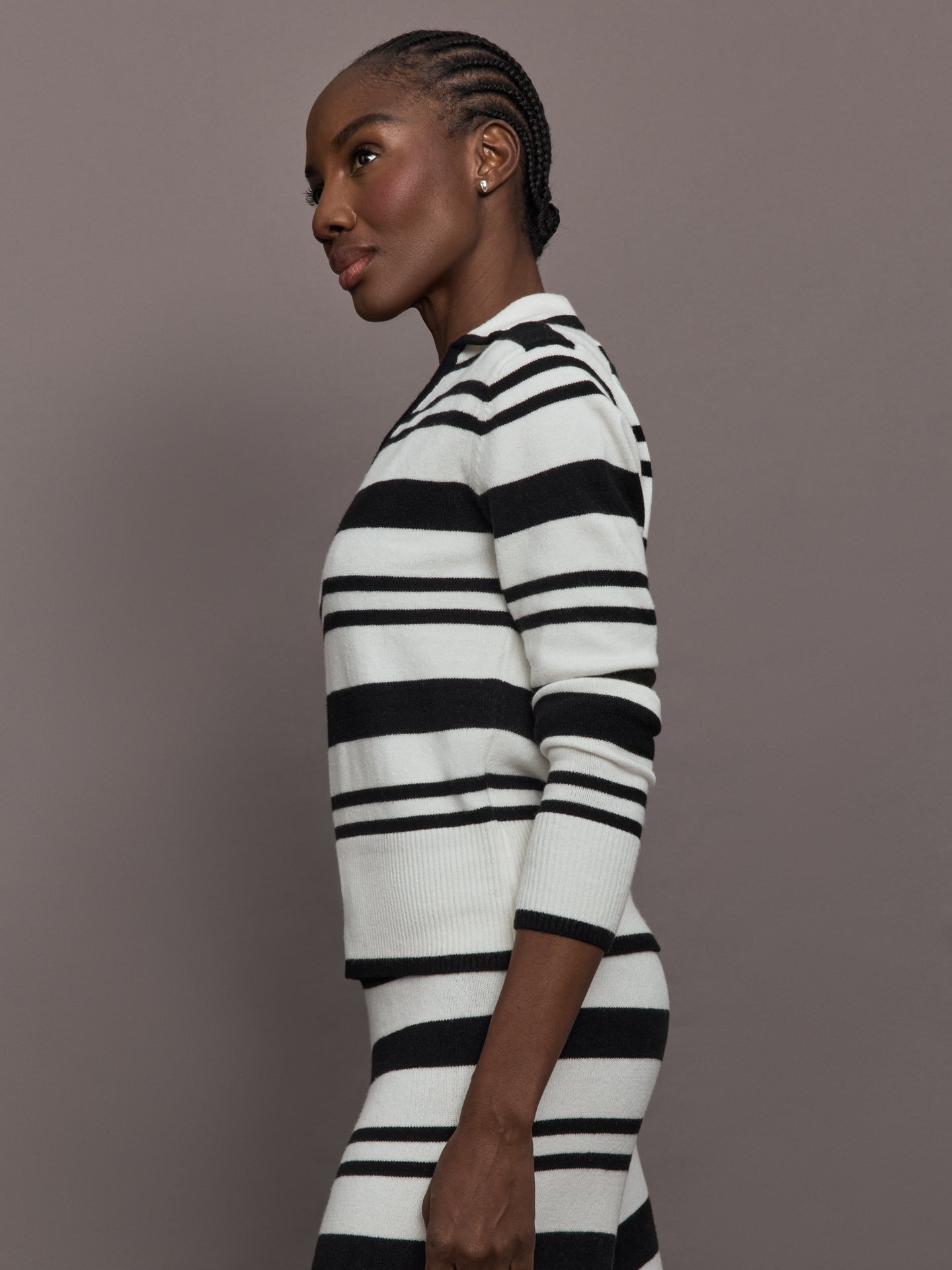 Carbon38 | Johnny Collar Striped Sweater - Black/Cream