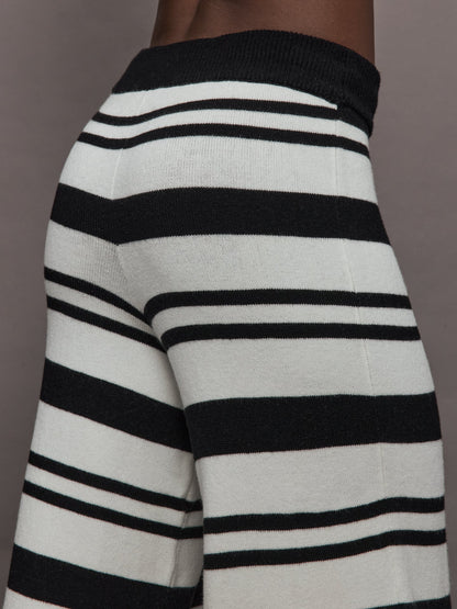 Carbon38 | Striped Sweater Pant - Black/Cream