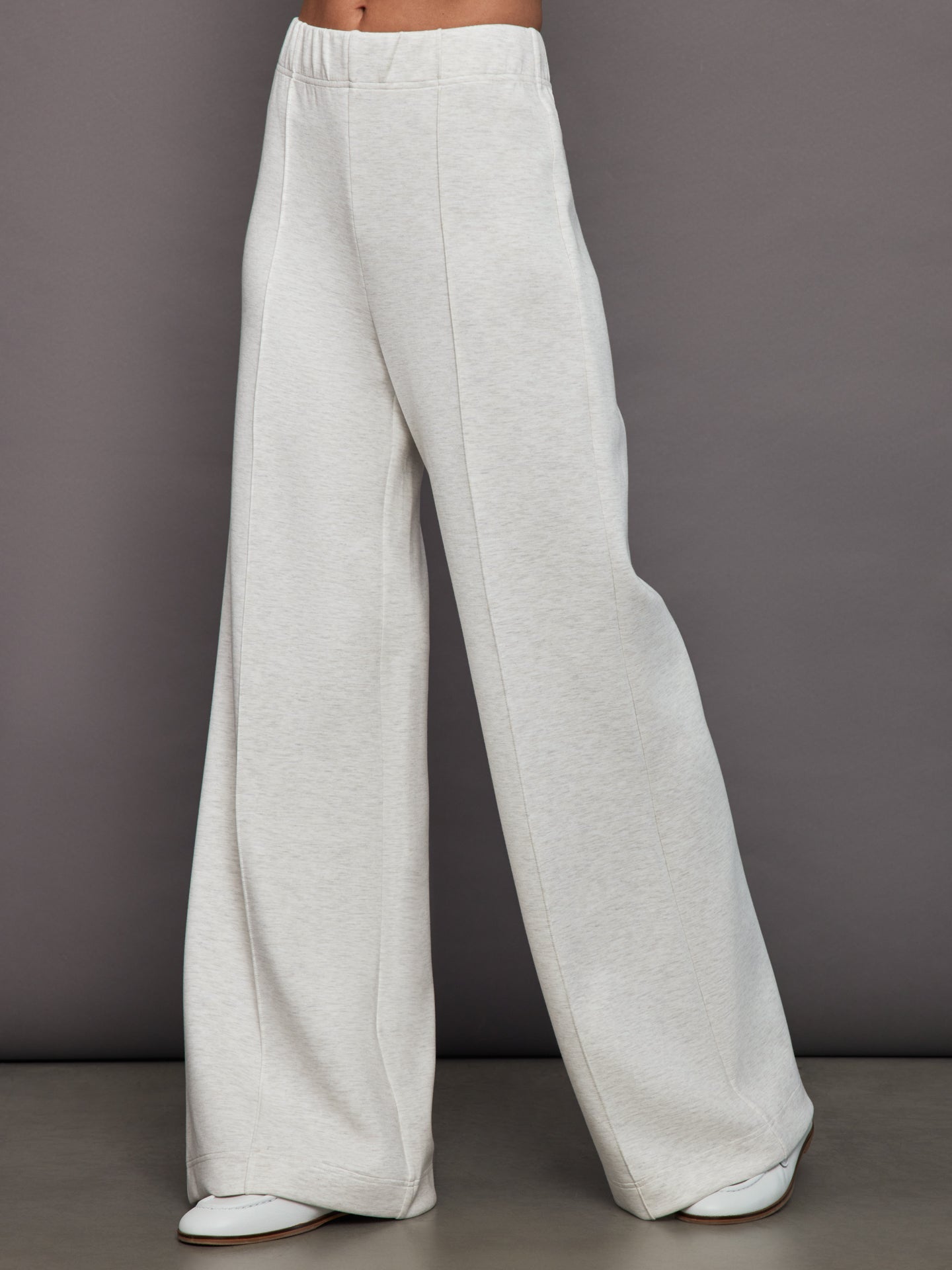 Carbon38 | Pintuck Knit Pant in Interlock - Moonbeam Heather