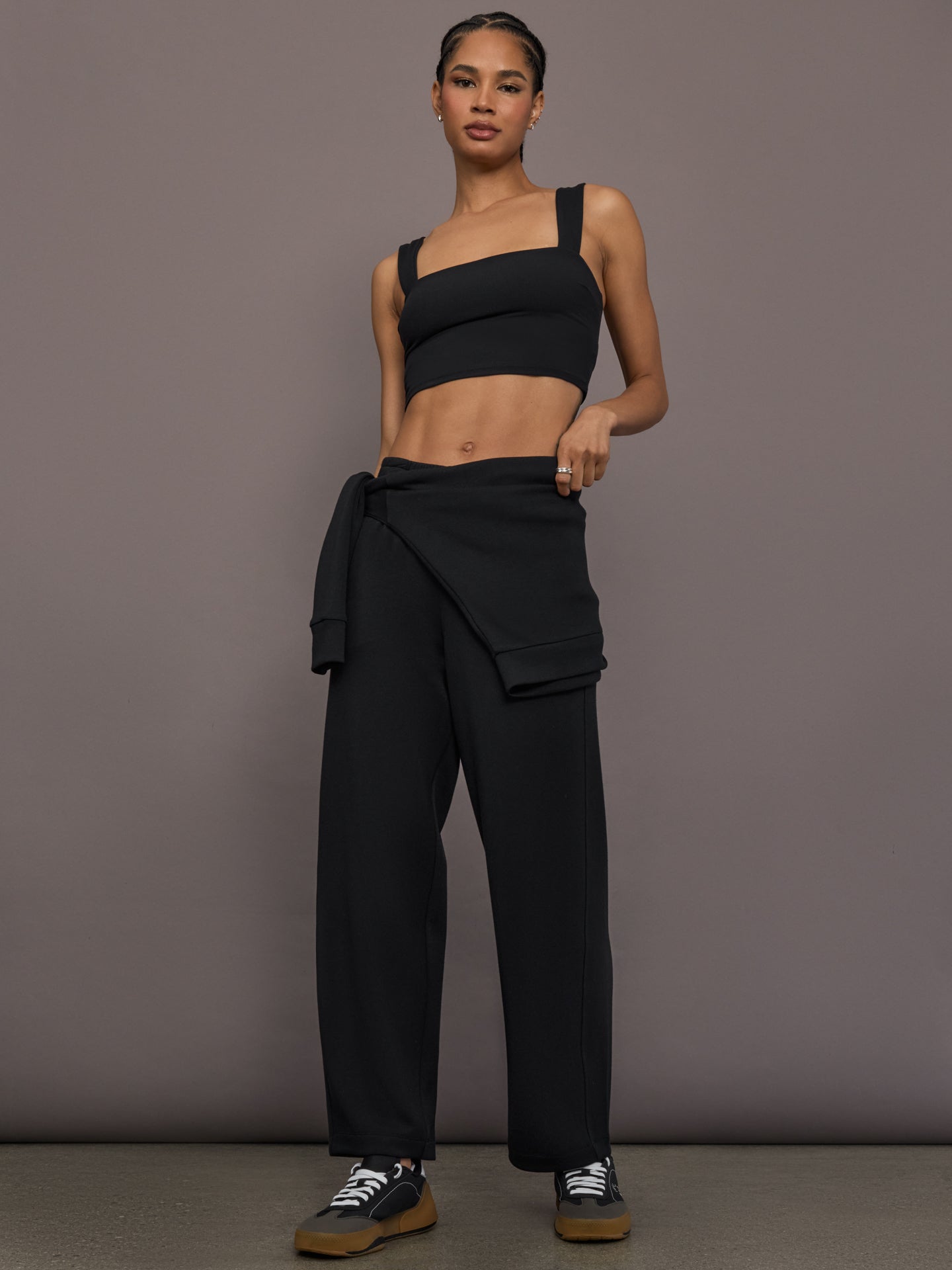 Carbon38 | Barrel Leg Pant in Interlock - Black