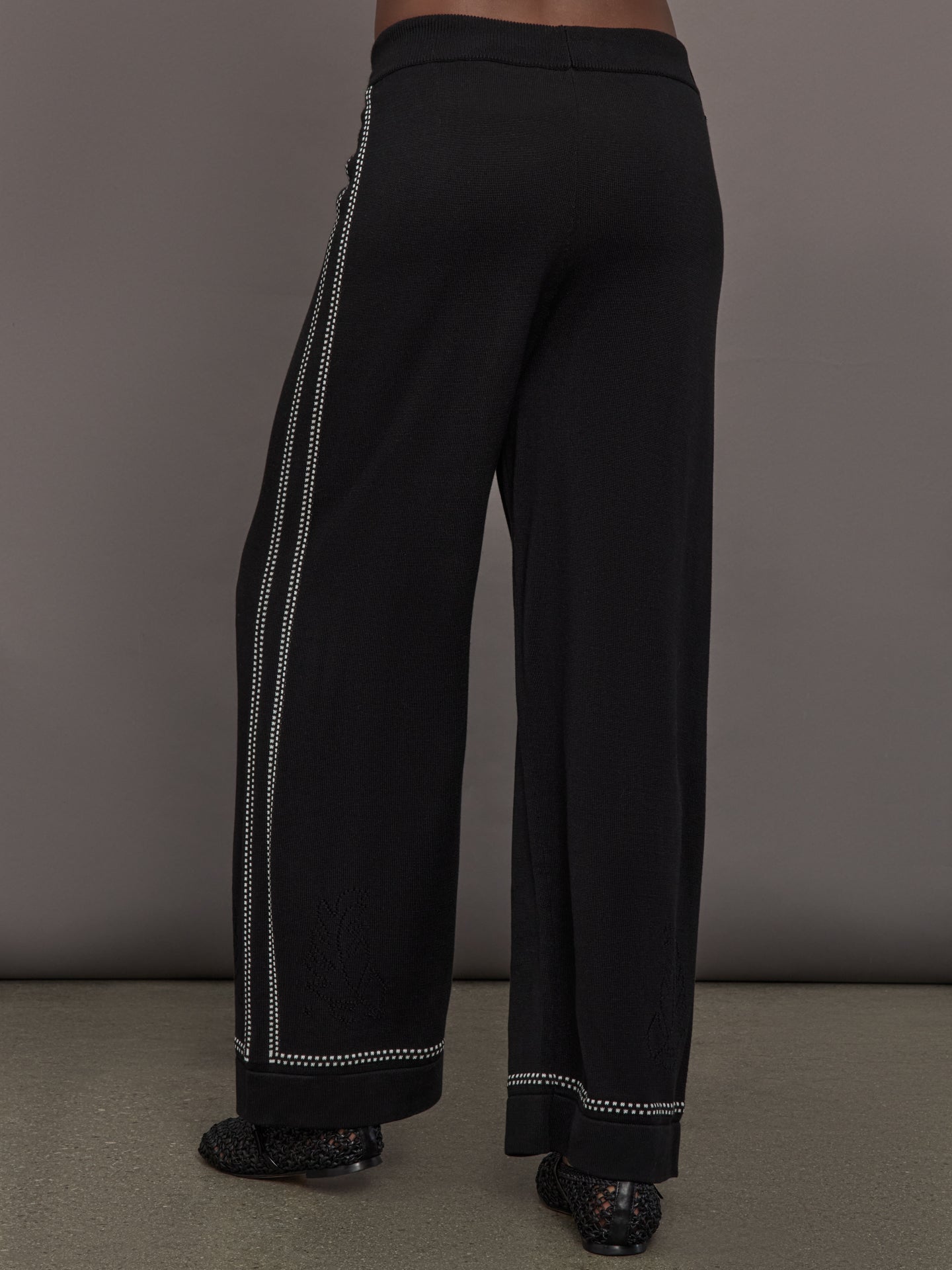Carbon38 | The Lawrence Knit Pant - Ink