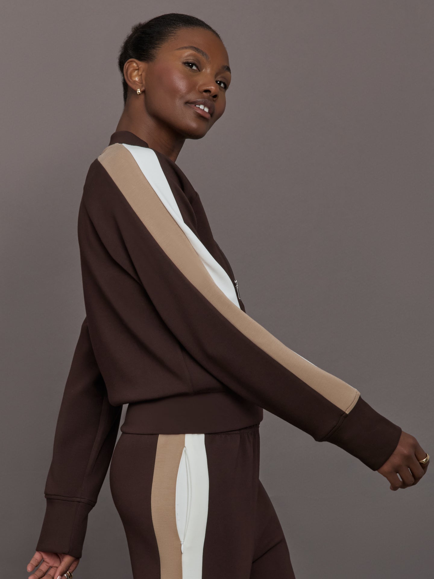 Carbon38 | Bomber with Contrast Stripe in Scuba - Chocolate Torte