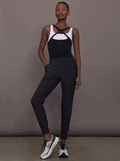 Carbon38 | Jogger in Soft Luxe - Heather Black