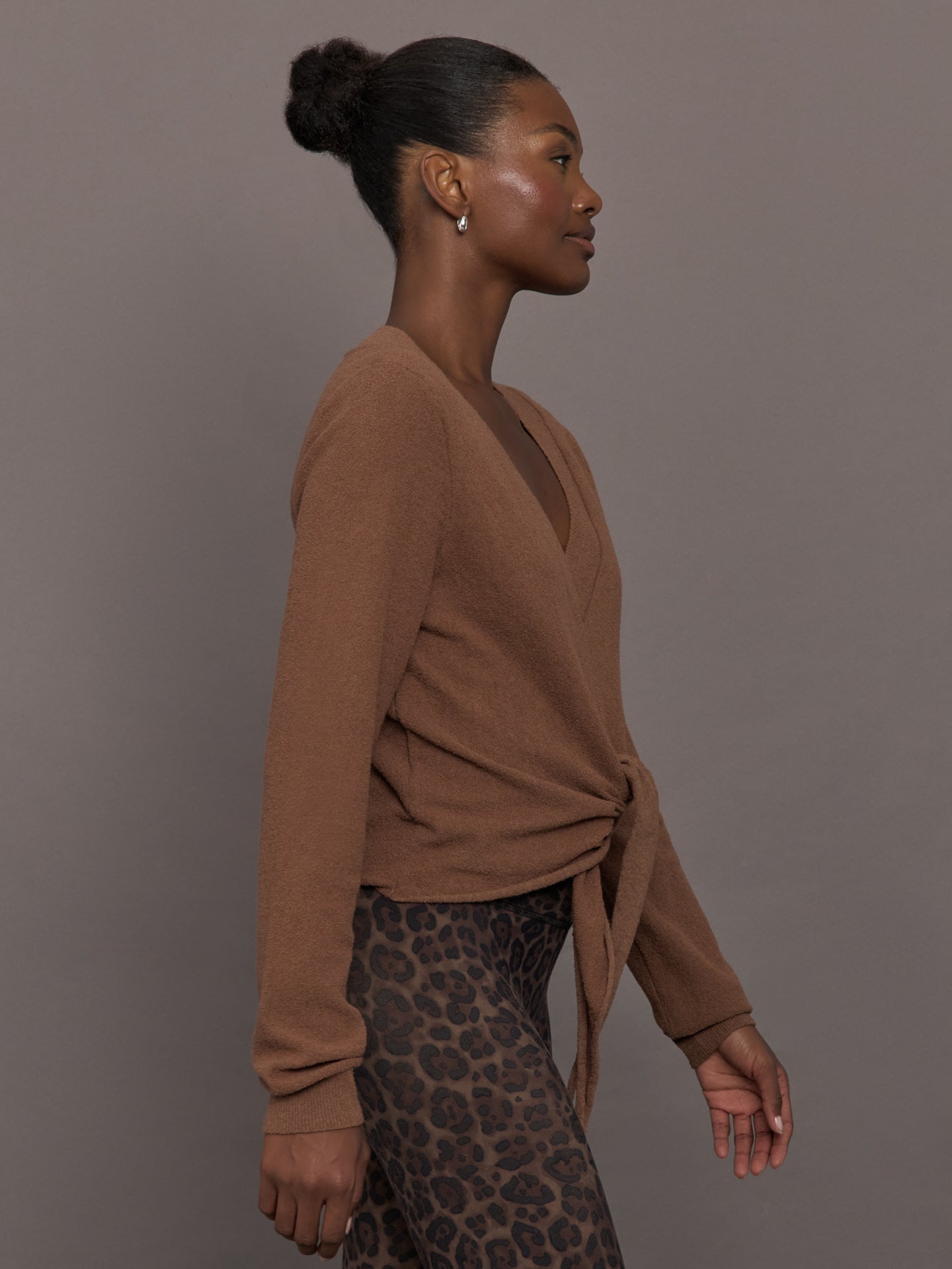 Carbon38 | Knot Front Sweater - Cocoa
