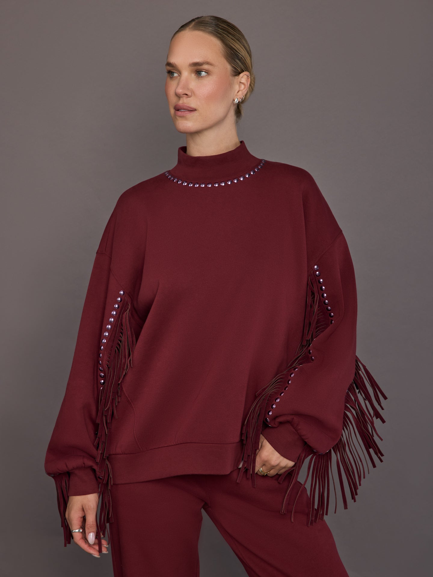 Carbon38 | Fenzy Crew Neck Sweater - Vino Rosso