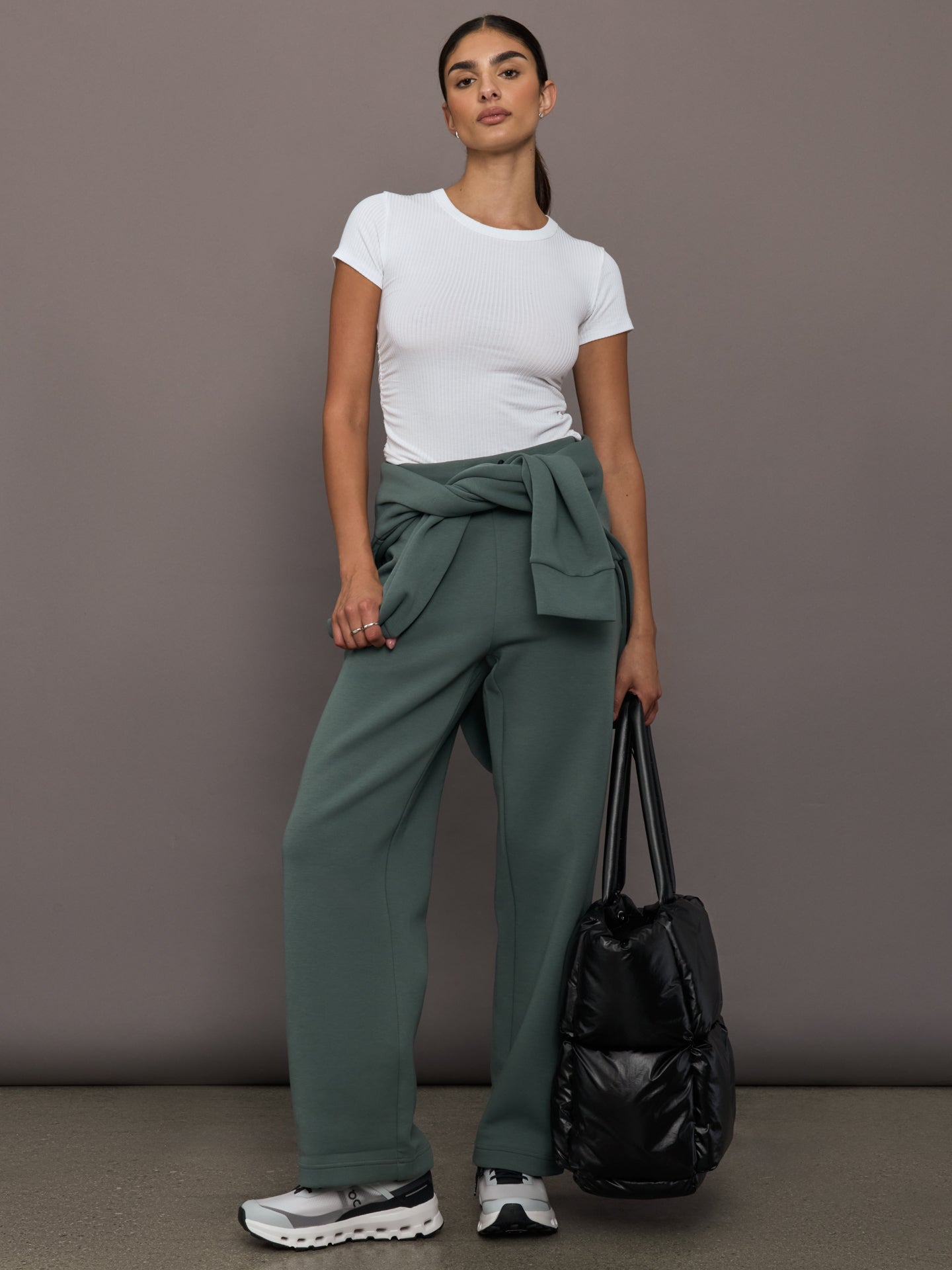 Carbon38 | Focus Tech Sweatpants - Olive