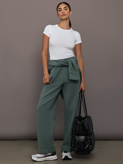 Carbon38 | Focus Tech Sweatpants - Olive