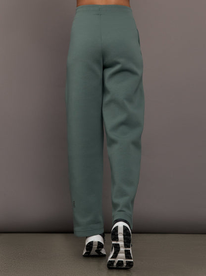 Carbon38 | Focus Tech Sweatpants - Olive