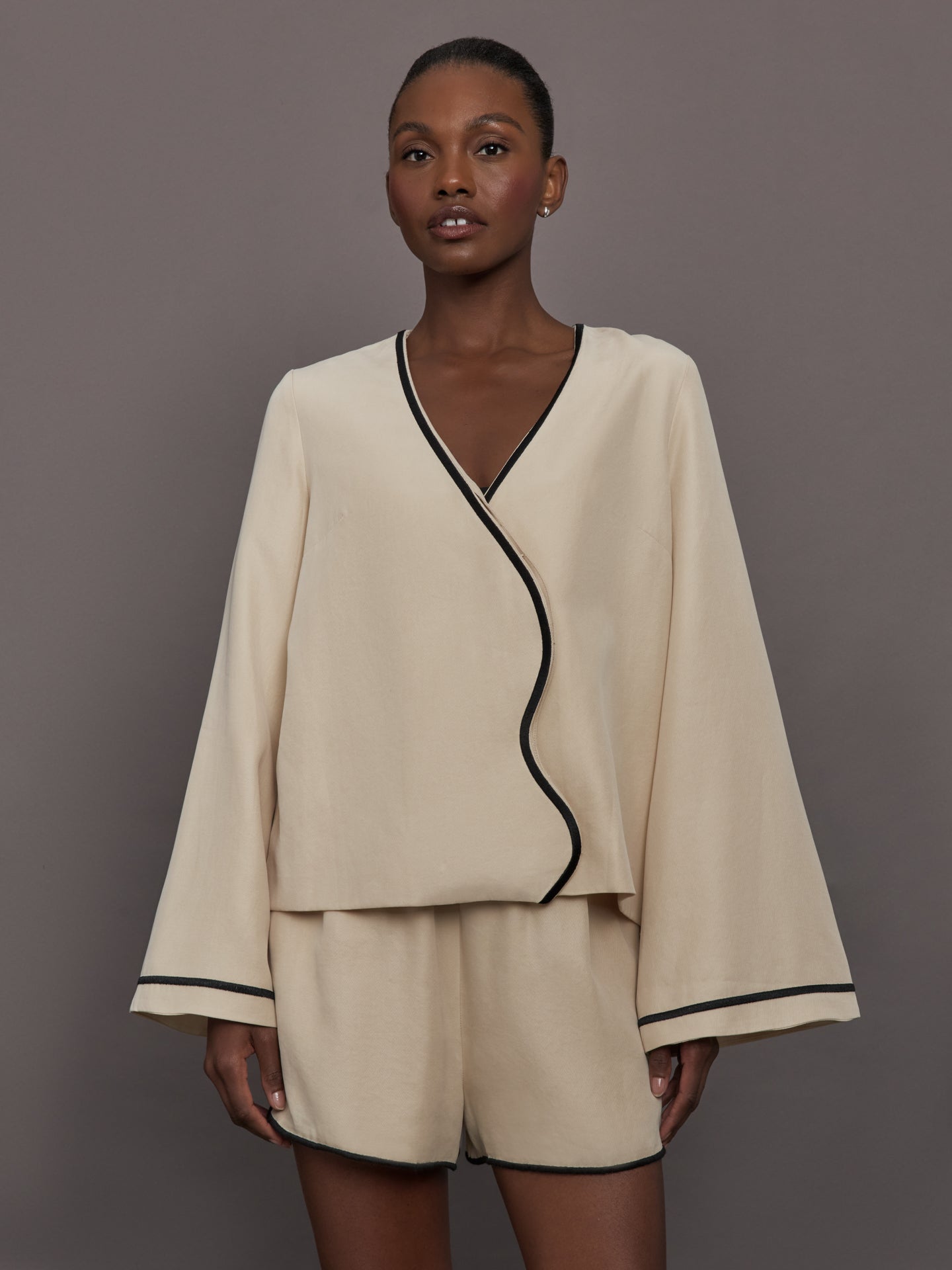 Carbon38 | The Cressida Shirt - Fawn