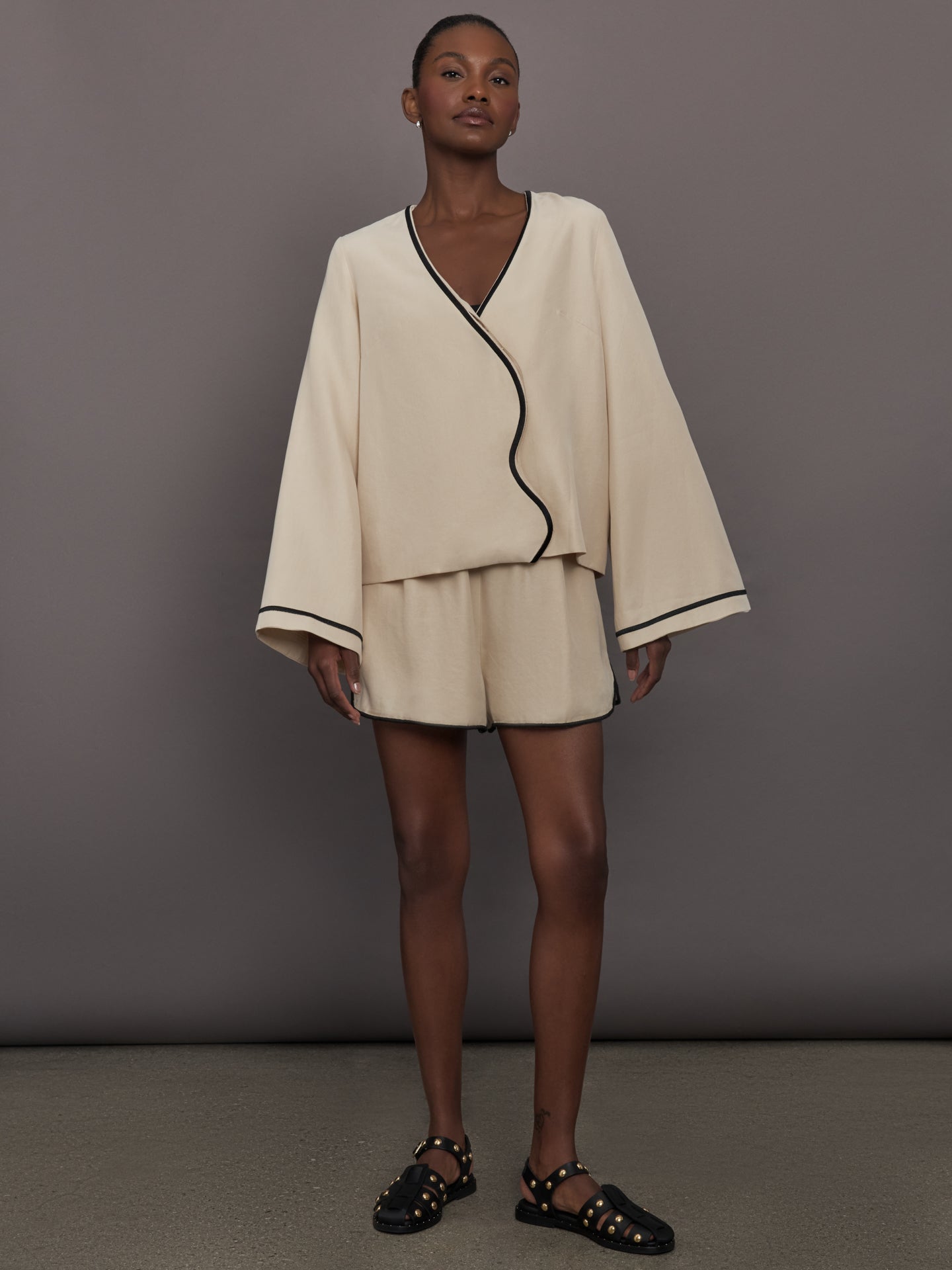 Carbon38 | The Cressida Shirt - Fawn