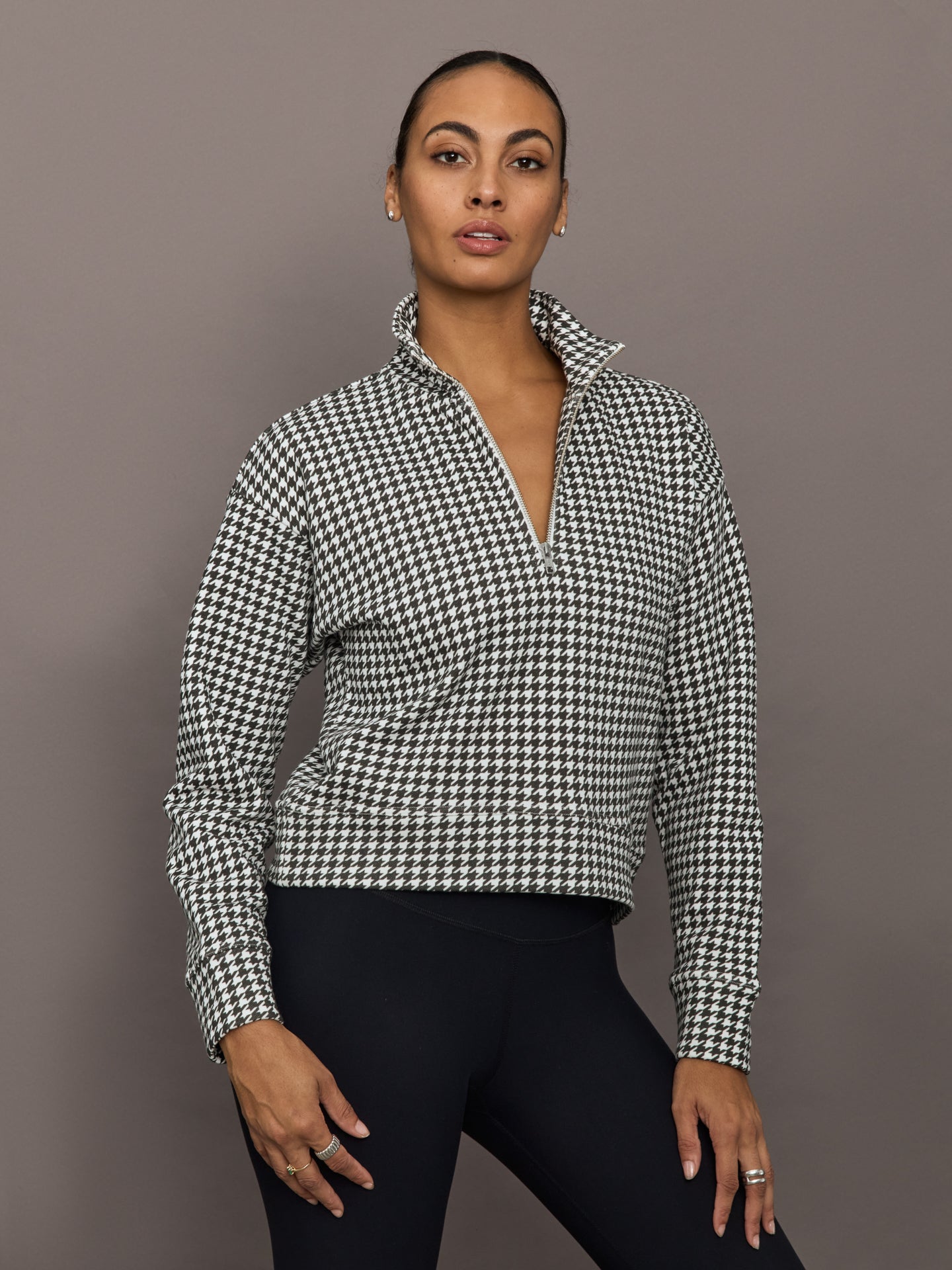 Carbon38 | Houndstooth Half Zip - Ivory / Faded Black