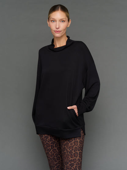 Carbon38 | Mock Neck Pullover in Interlock - Black